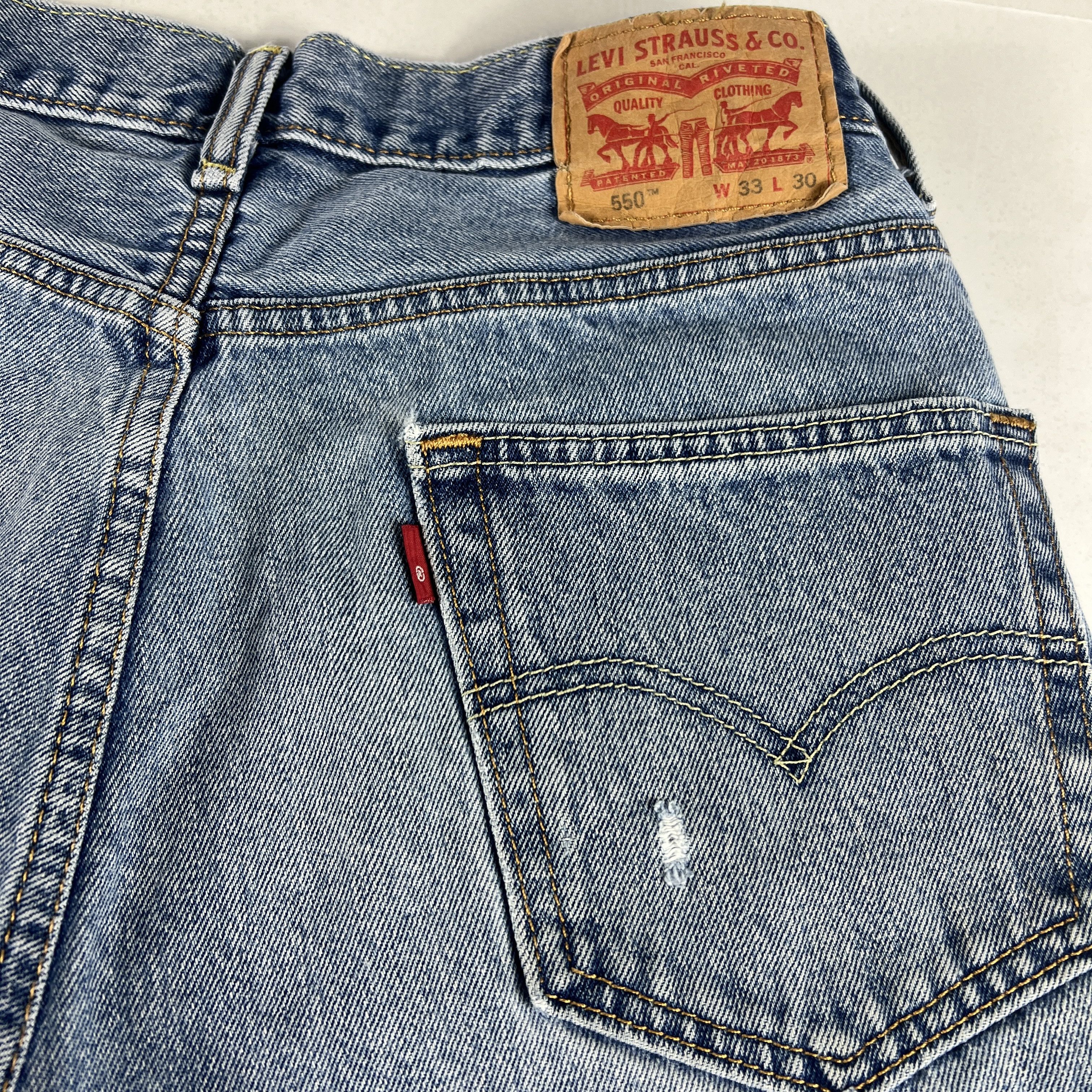 Levi's Levi's Jean Shorts 550 Faded Bermuda Cut Off Denim Jorts Size US 32 / EU 48 - 4 Thumbnail