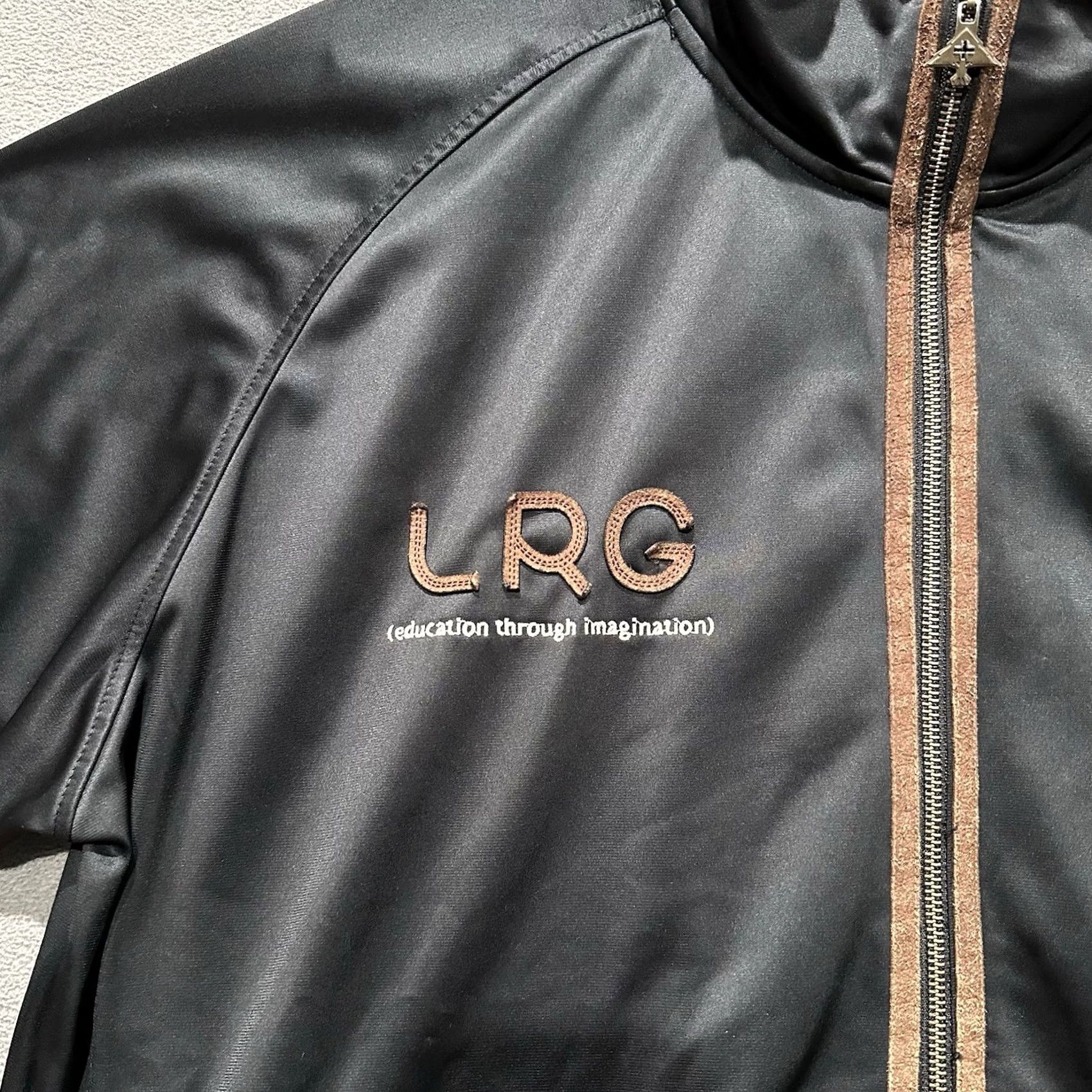 Roots VINTAGE LRG Track Jacket Mens 3XL Black Windbreaker Full Zip Pockets Embroidered Logo Casual Size US XXL / EU 58 / 5 - 5 Thumbnail