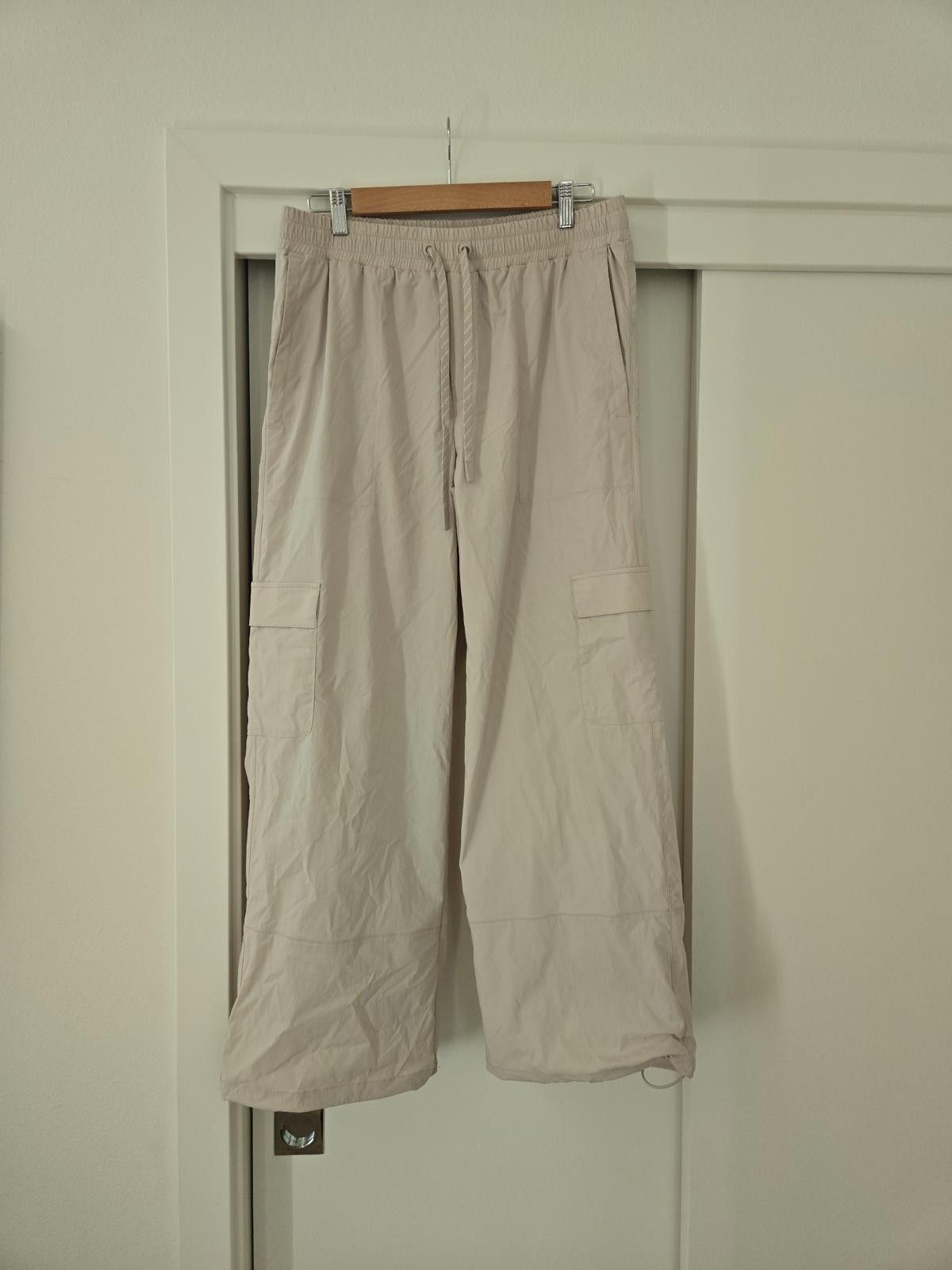 Canterbury of New Zealand Zella Cargo Pants Size 32" / US 10 / IT 46 - 1 Thumbnail