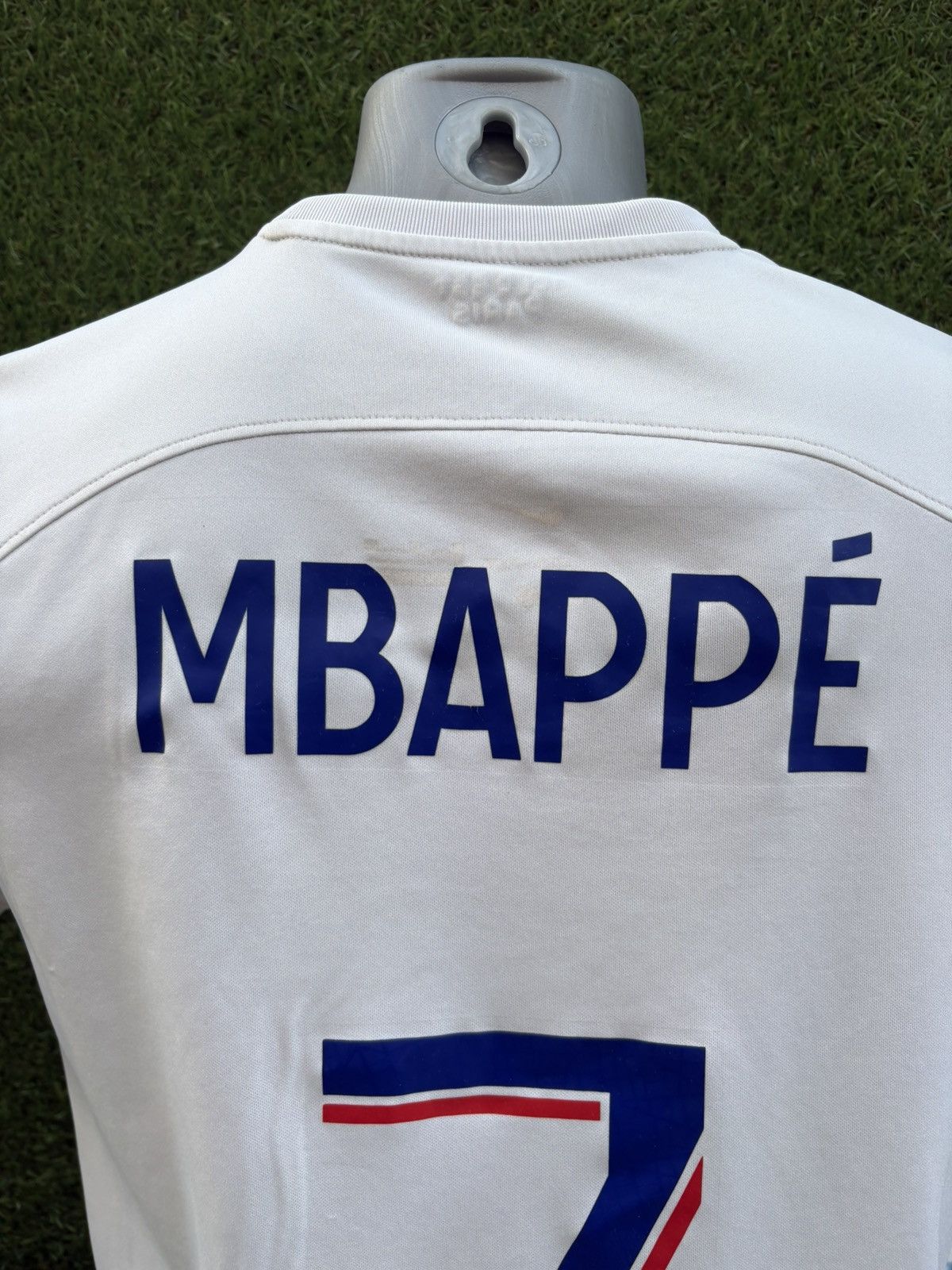 Nike Jersey mbappe psg Size US XS / EU 42 / 0 - 5 Thumbnail