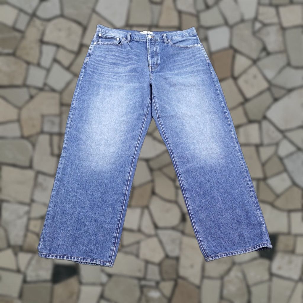 Madewell Madewell Jeans 31 Blue Denim Low Slung Straight Button Fly Baggy Loose Medium Wash Women's Jeans Size 24" / US 00 / IT 34 - 1 Thumbnail