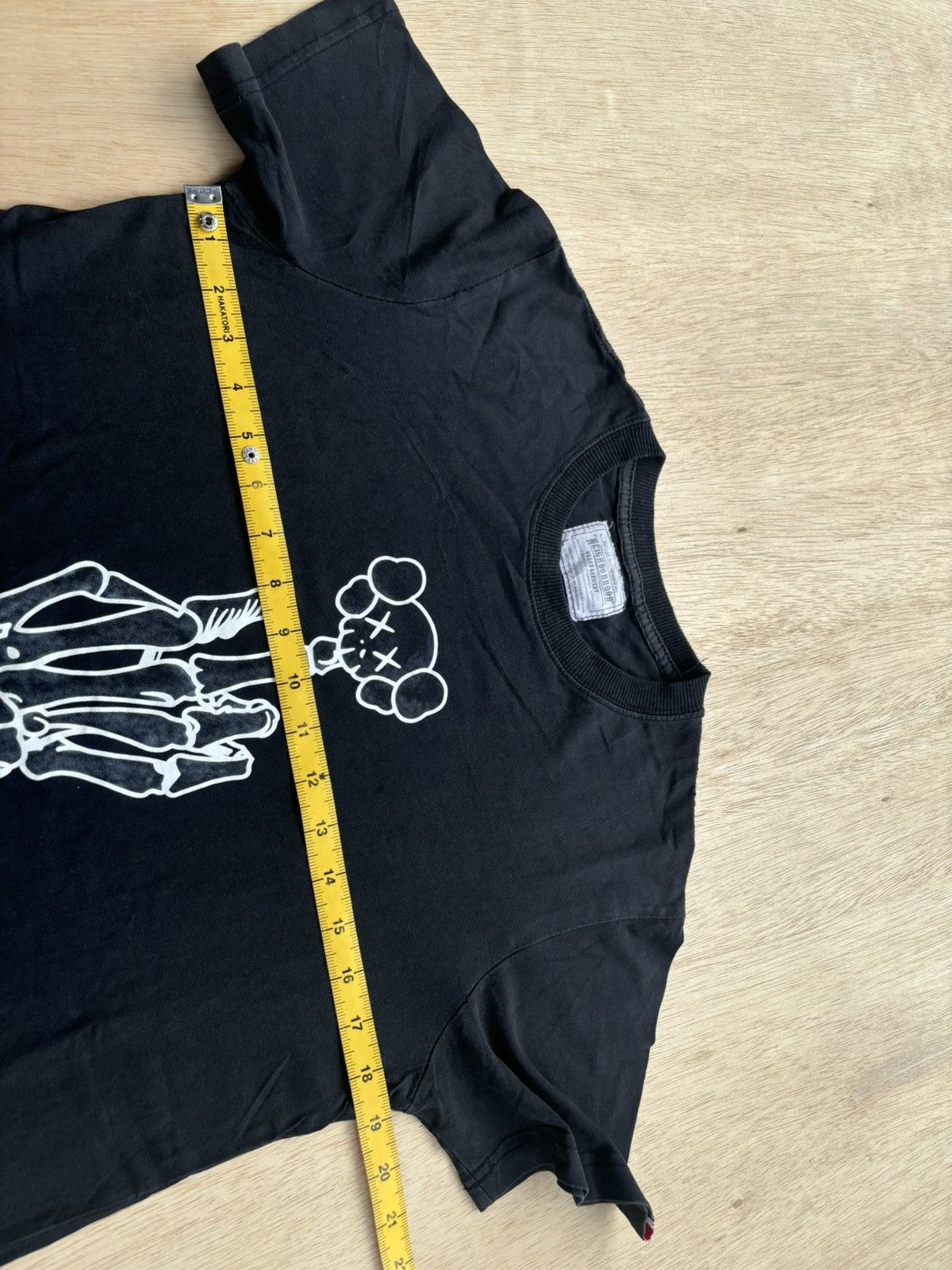 Japanese Brand × Kaws × Neighborhood Neighborhood Kaws Original Fake tee Size US M / EU 48-50 / 2 - 12 Thumbnail