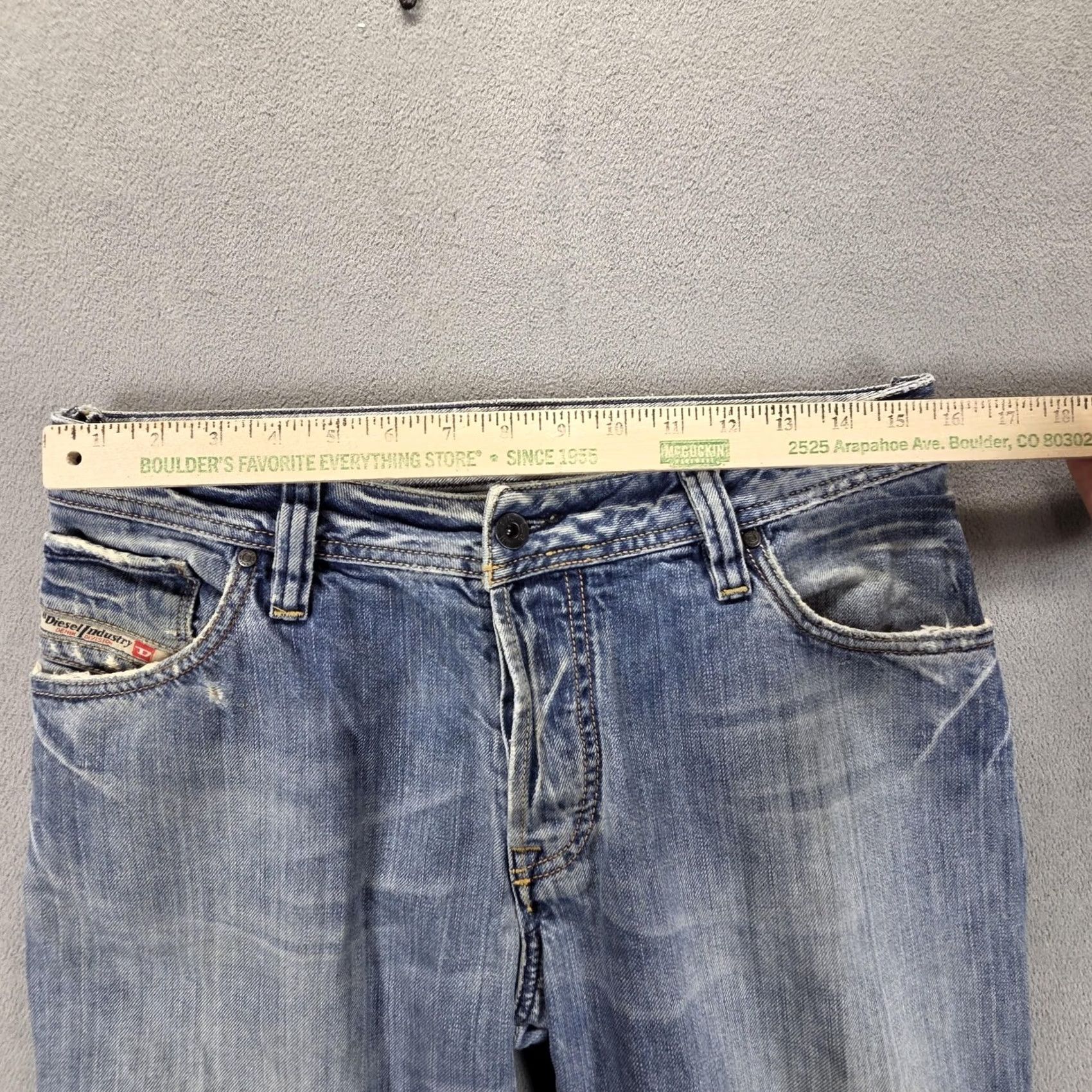 Diesel Diesel Jeans Mens Blue Light Wash Straight 30x28 Denim ZAF Italy Distressed Pockets Logo Regular Fit Vintage: No Gender: Mens Size US 30 / EU 46 - 3 Thumbnail