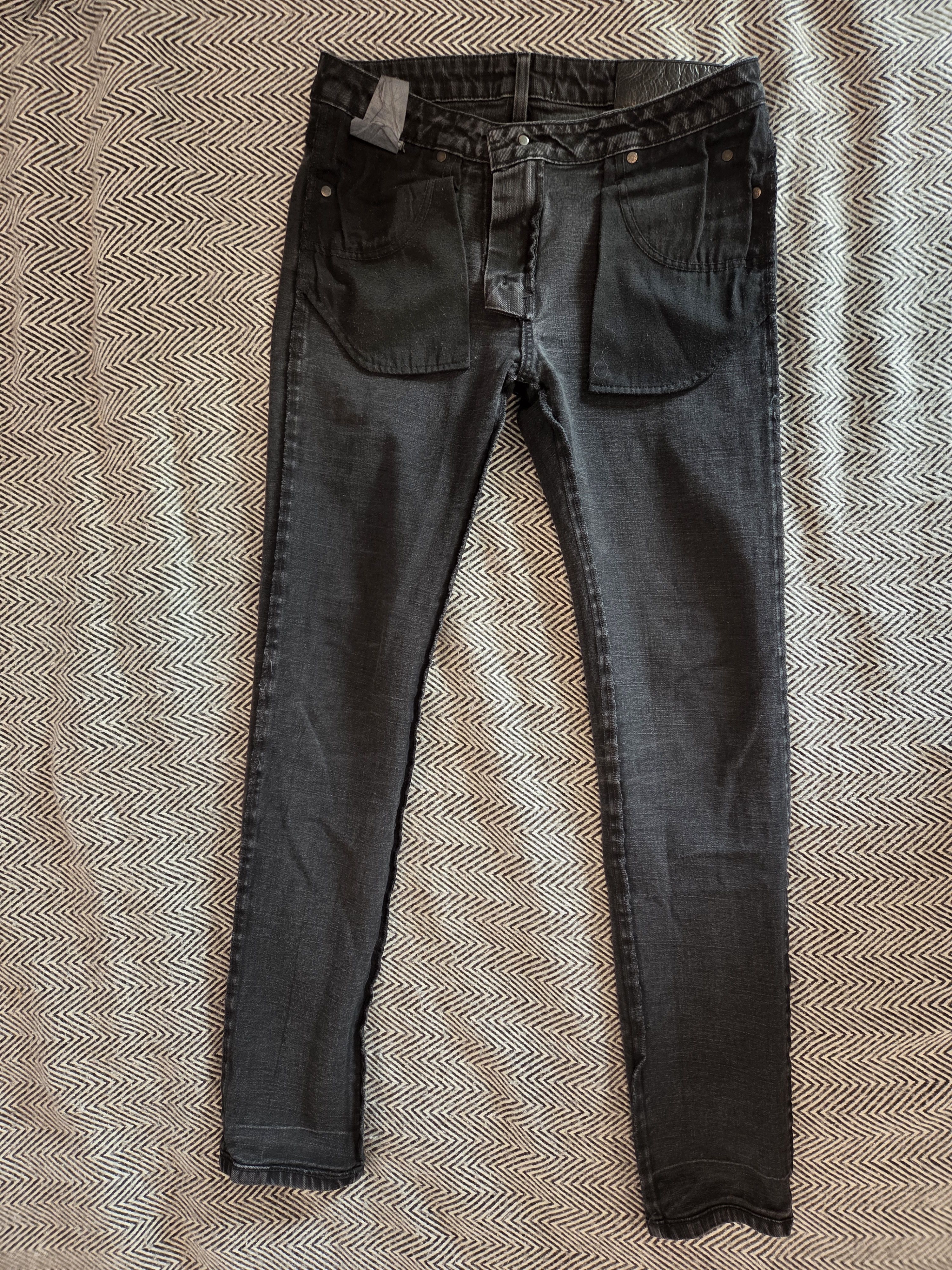 Naked & Famous Kihon Black Stretch Size US 34 / EU 50 - 3 Thumbnail