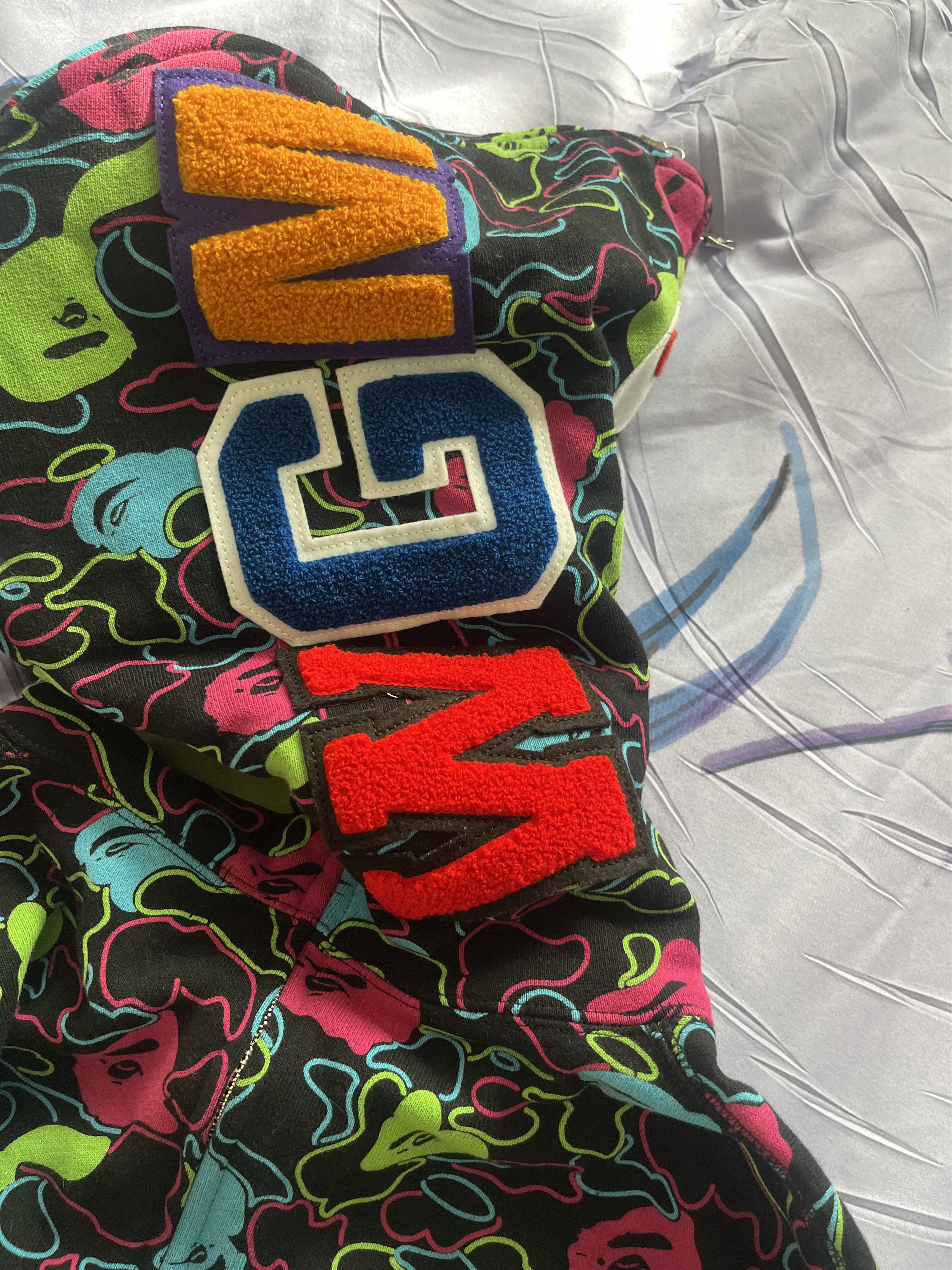 Bape BAPE Neon Camo Shark Full Zip Hoodie (black & multicolor) Size US S / EU 44-46 / 1 - 6 Thumbnail