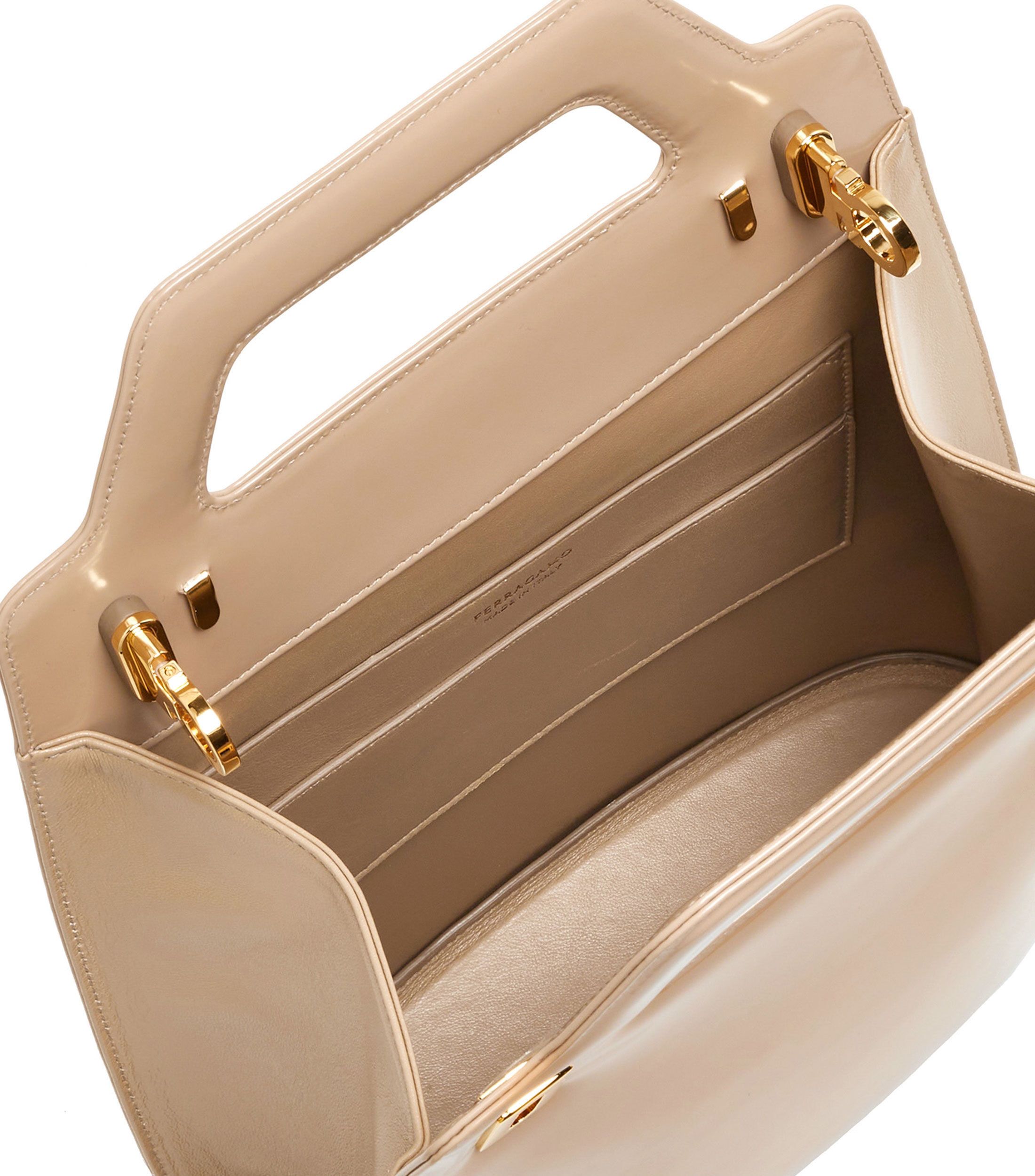 Salvatore Ferragamo o1s1rm1224 Size: OS / Wanda Leather Tote Bag in Camel Size ONE SIZE - 3 Thumbnail