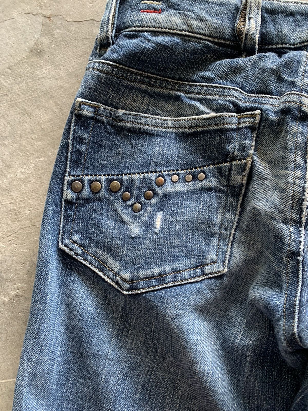 Designer × Diesel vintage diesel jeans season faded washed studded backpocket Size US 29 - 13 Thumbnail
