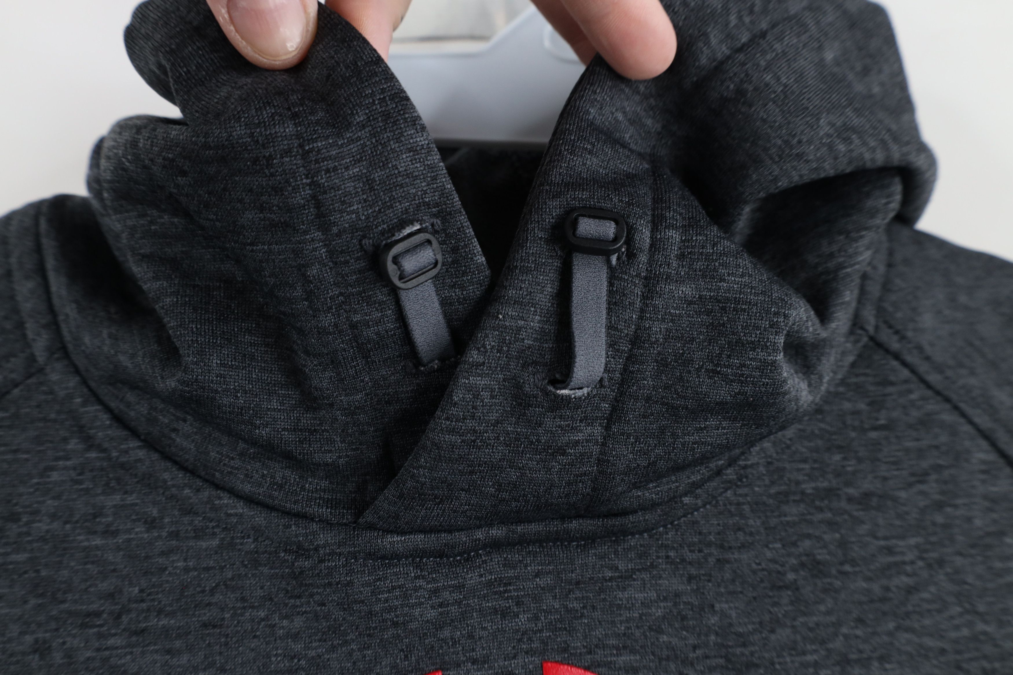 Under Armour × Vintage Under Armour Pistons Basketball Sleeveless Hoodie Sweatshirt Size US S / EU 44-46 / 1 - 5 Thumbnail