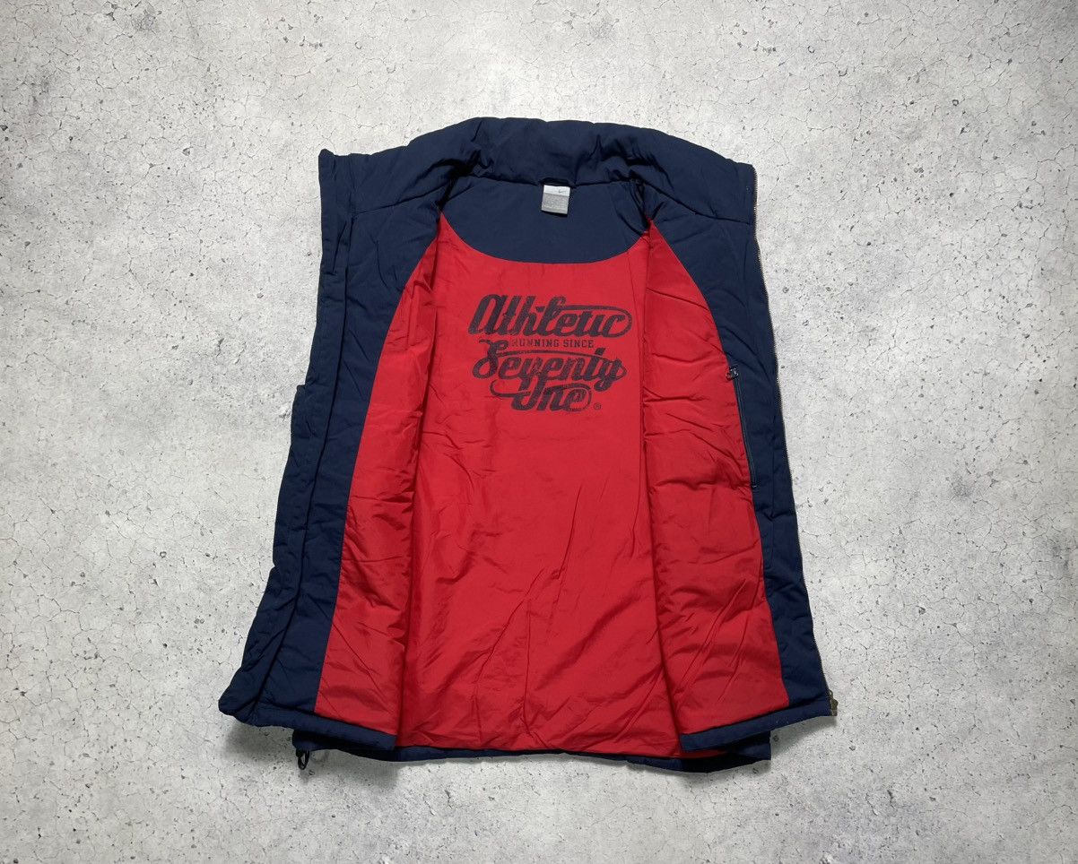 Nike Vintage Nike Down Puffer Big Logo Swoosh Vest Y2K Hype Rare Size US XL / EU 56 / 4 - 2 Thumbnail