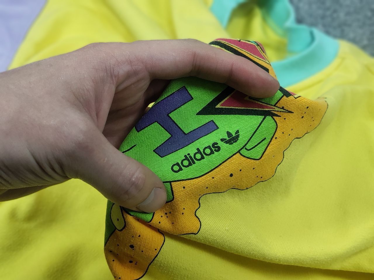 Adidas Rare Vintage 80's Adidas Originals Crocodile Beach T-Shirt Size US XL / EU 56 / 4 - 10 Thumbnail