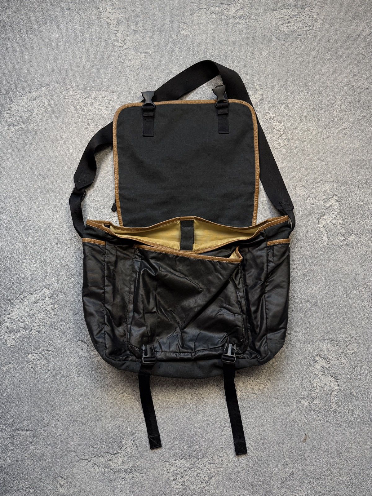 Diesel Vintage Diesel Bag Jeans Avant Garde Japanese Y2K Rare Size ONE SIZE - 11 Thumbnail