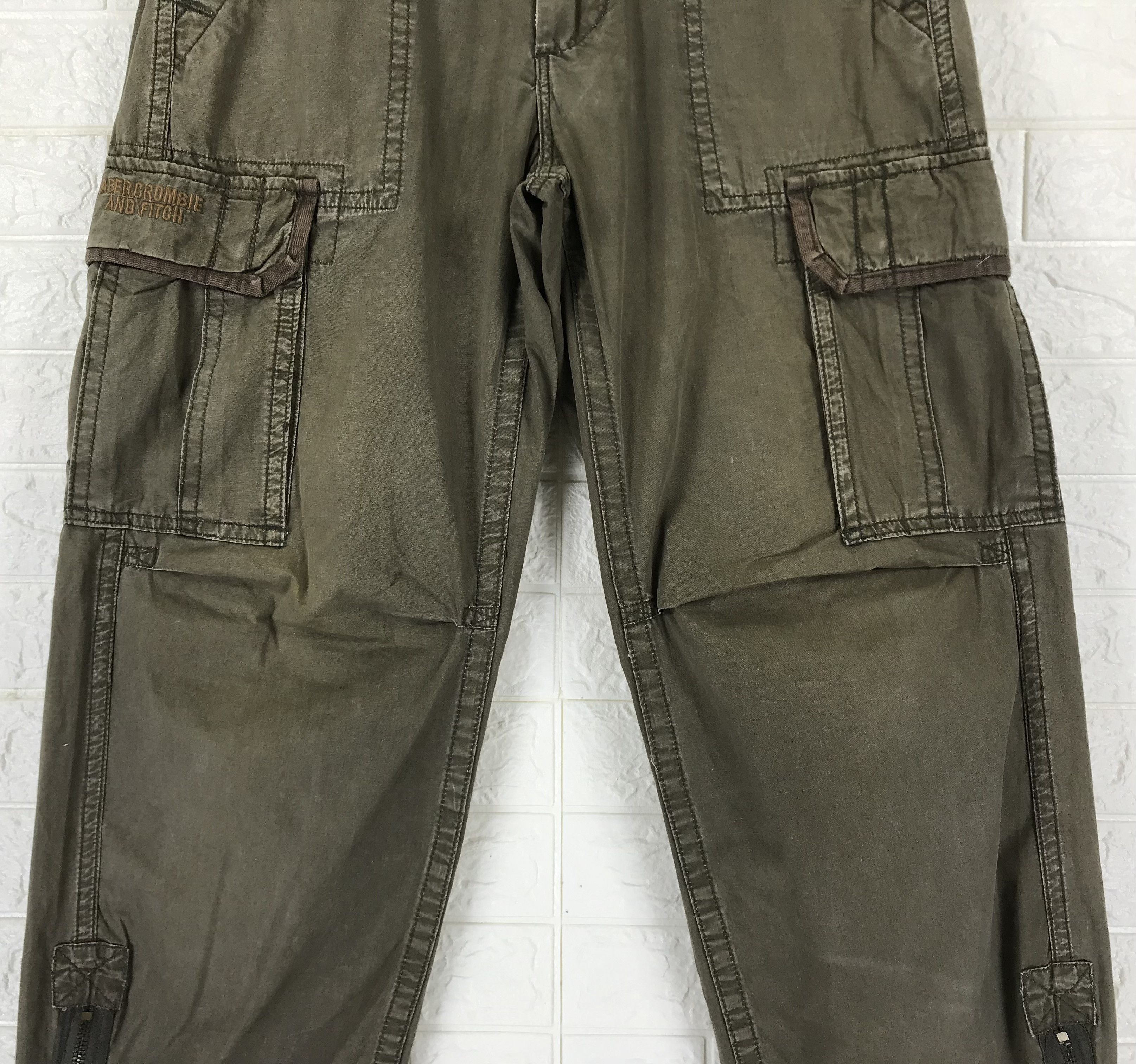 Abercrombie & Fitch Vintage Abercrombie & Fitch Cargo Zipper Wide Leg Pants Size US 33 - 4 Thumbnail