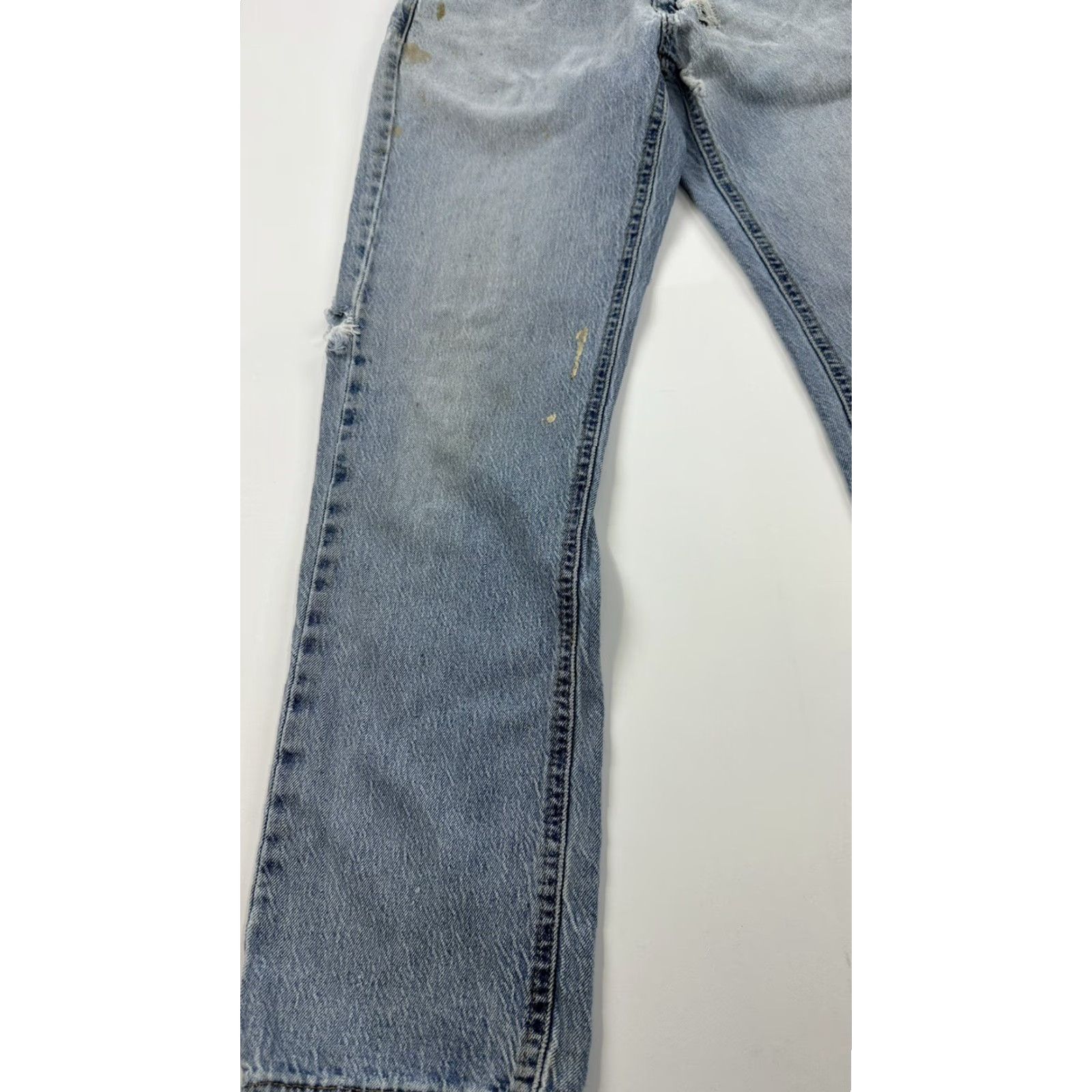 Levi's Levi’s 541 Jeans Men’s 29 x 29 Blue Tagged 31x32 Distressed Paint Size US 29 - 4 Thumbnail
