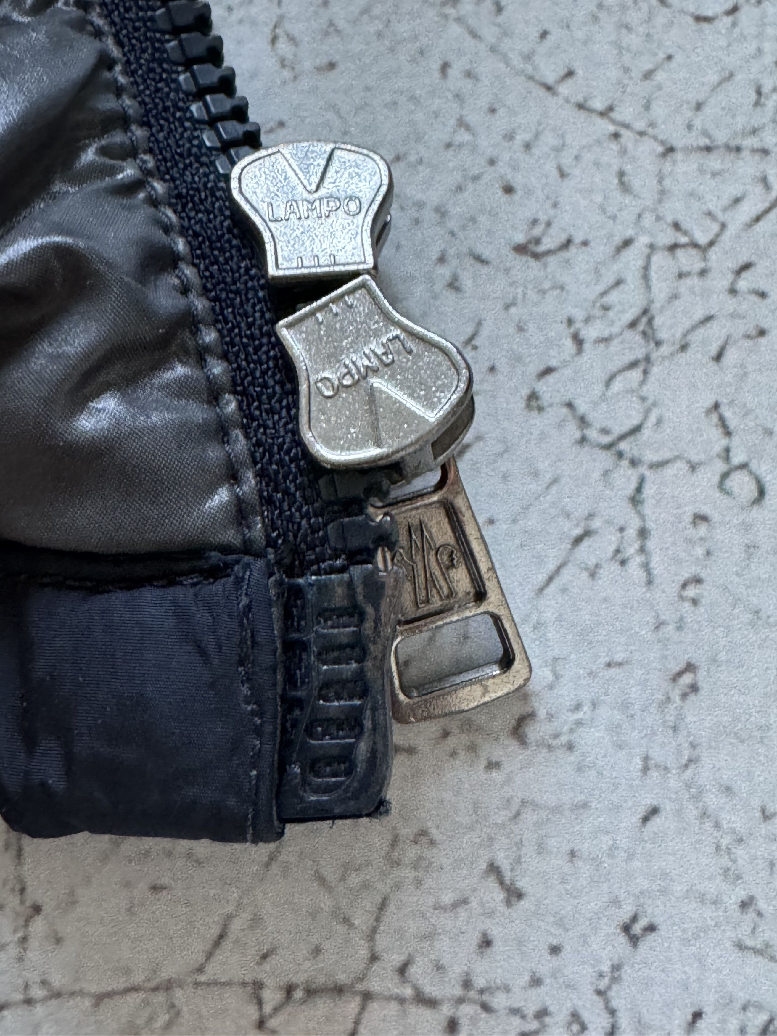Moncler Moncler Sartre puffer jacket Size US L / EU 52-54 / 3 - 9 Thumbnail