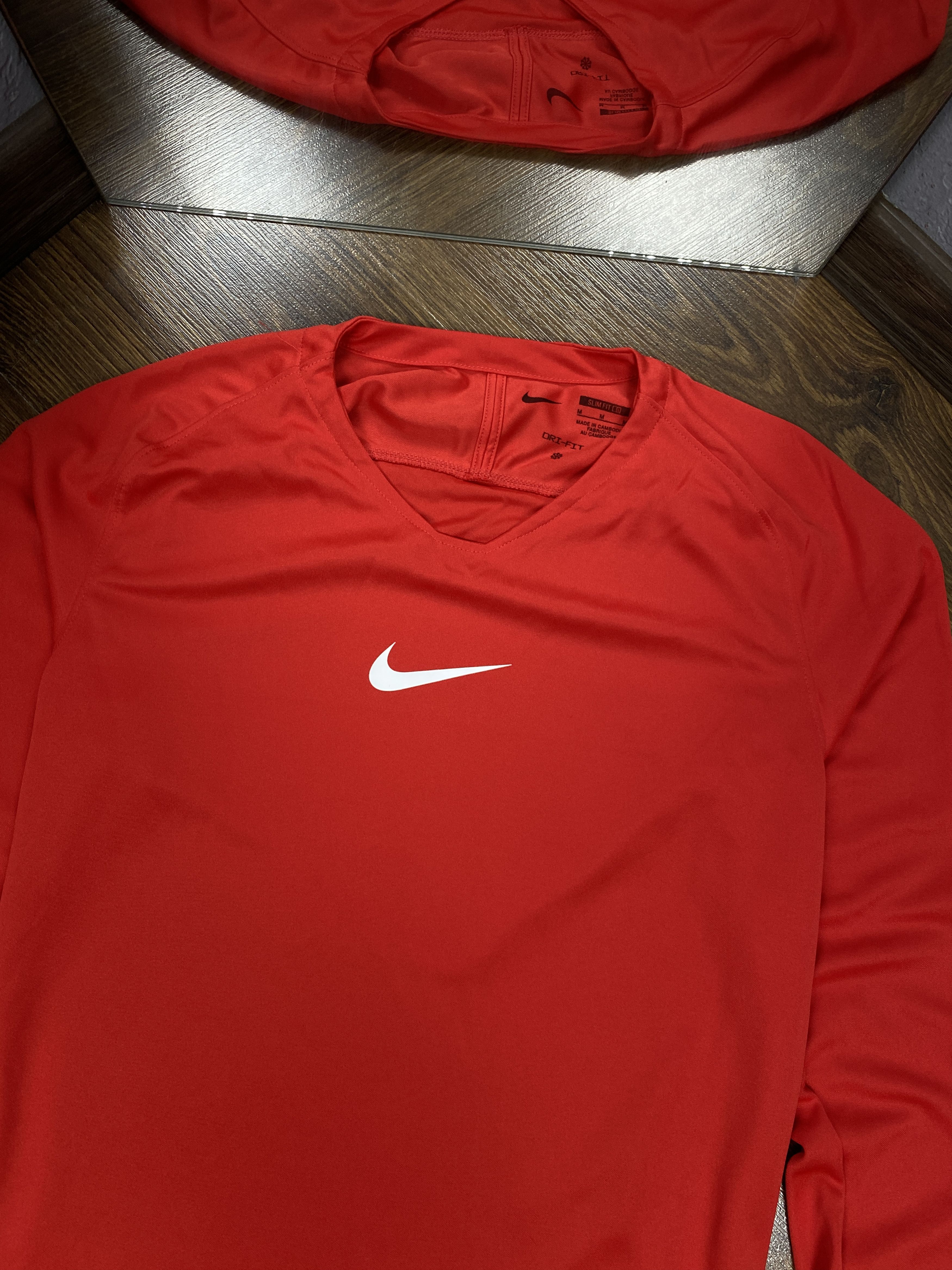 Nike Nike Dri Fit Mens Long Sleeve T-Shirt Size US M / EU 48-50 / 2 - 2 Thumbnail