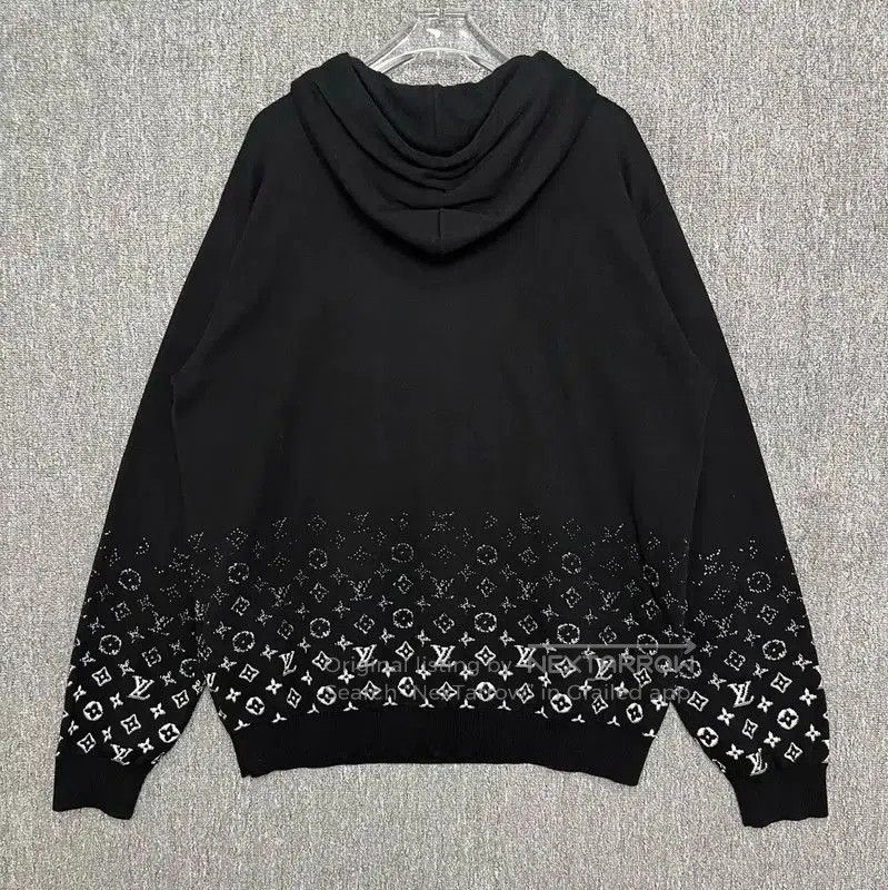 Louis Vuitton Louis Vuitton XXL Black Cotton Hoodie . Size US XXL / EU 58 / 5 - 2 Thumbnail
