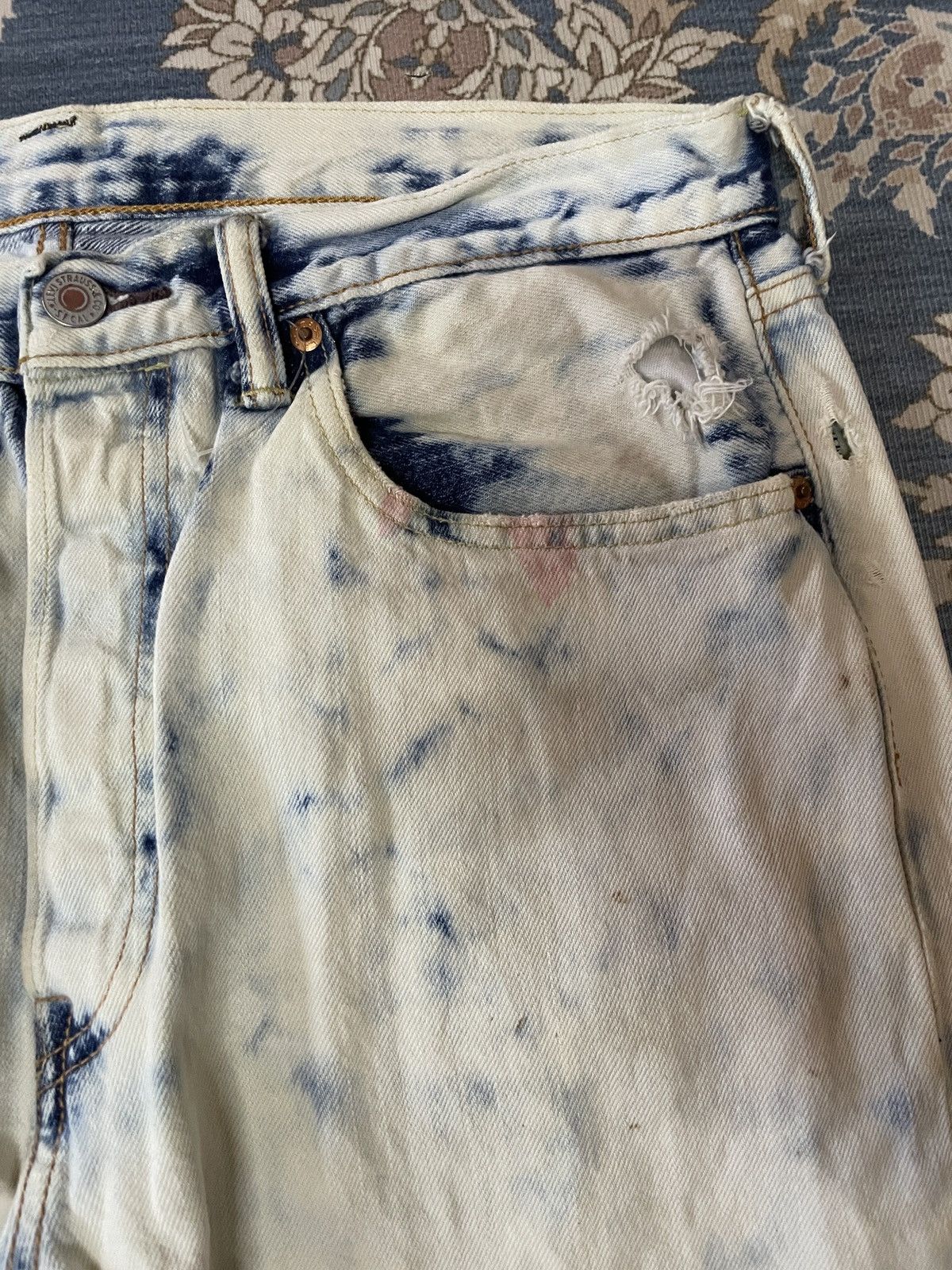 Levi's × Levi's Made & Crafted × Levi's Vintage Clothing Levi’s 501 Bleached boyfriend Denim Patchwork distressed W34 Size US 34 / EU 50 - 6 Thumbnail