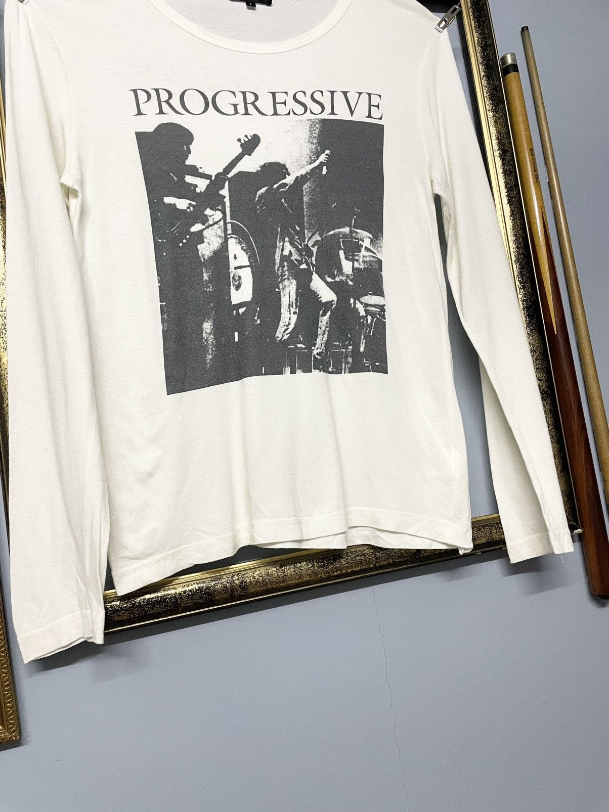 Japanese Brand Vintage 90s Japan The Edge Rupert ‘Progresive’ Music Tshirt Size US M / EU 48-50 / 2 - 4 Thumbnail