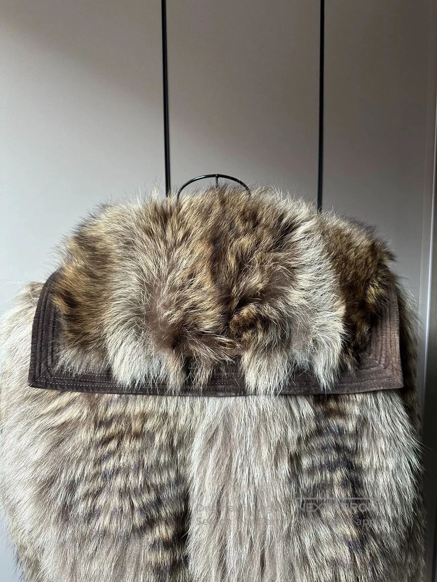 Vintage Vintage Fox Fur Oversized Lapel Jacket. Size M / US 6-8 / IT 42-44 - 5 Thumbnail