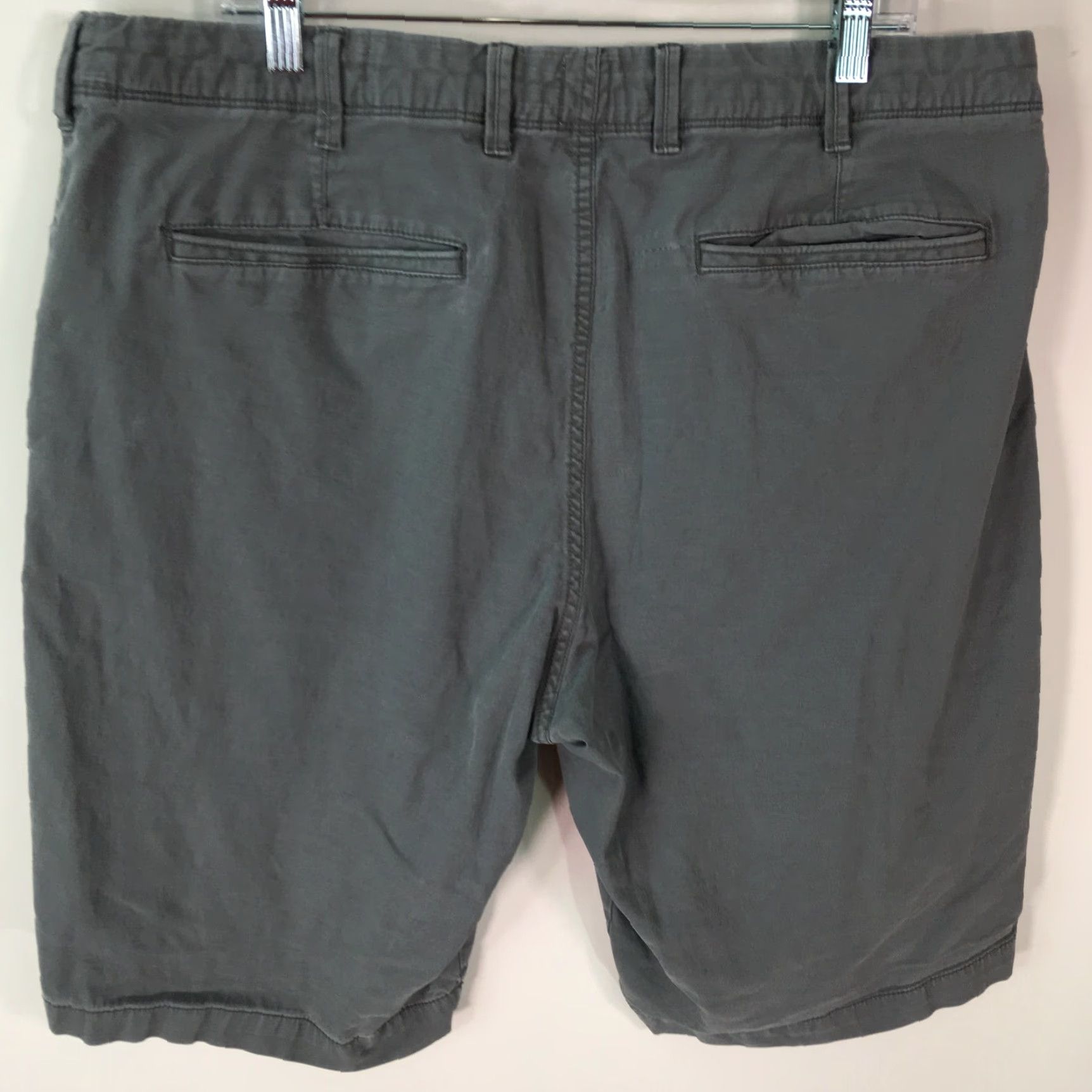 Gap Gap Mens Chino Shorts Flat Front Regular Fit High Rise Gray Size 38 Size US 38 / EU 54 - 2 Thumbnail