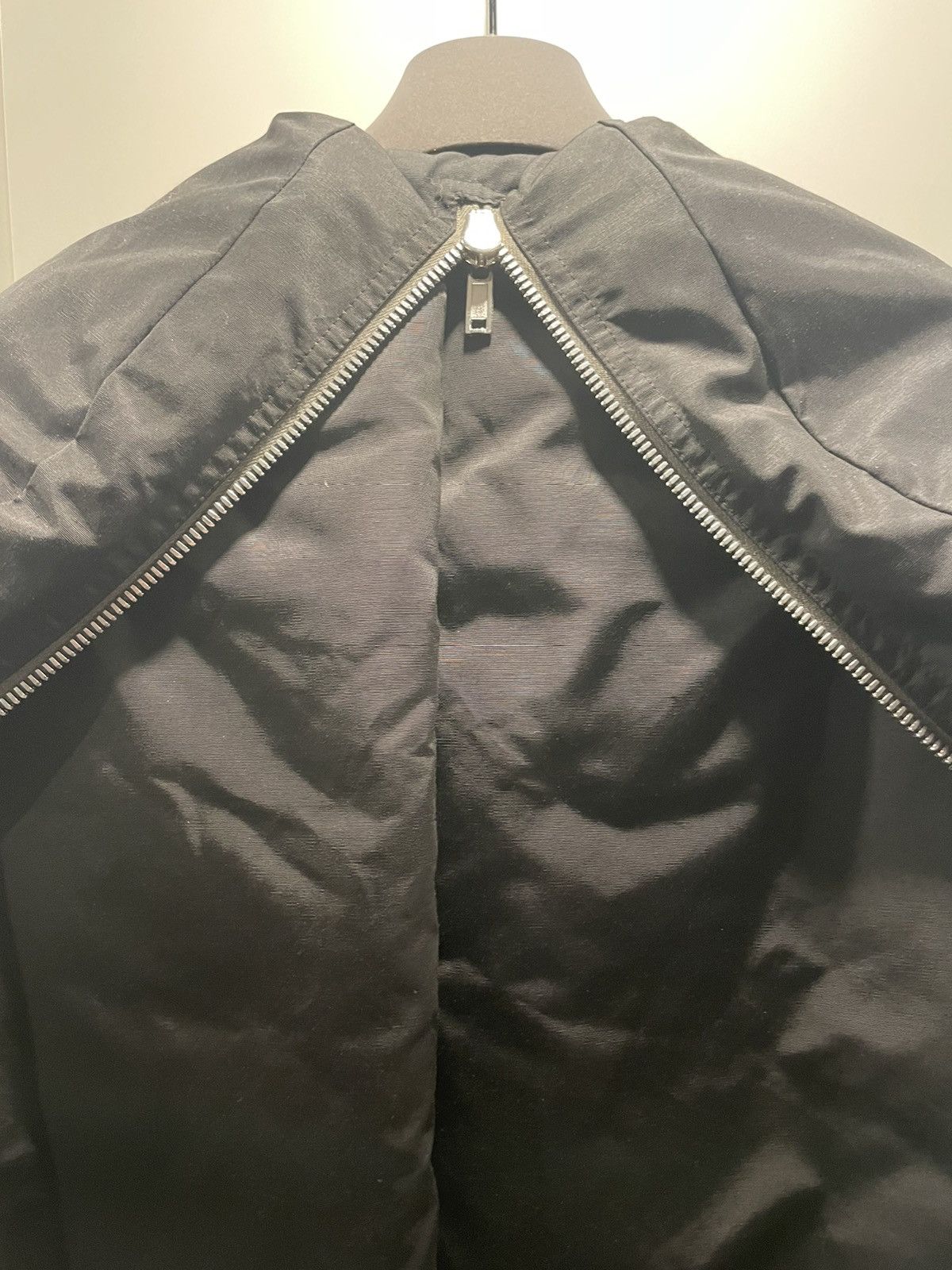 Rick Owens Hooded Gauntlet Bomber Jacket (RARE) Size US M / EU 48-50 / 2 - 3 Thumbnail