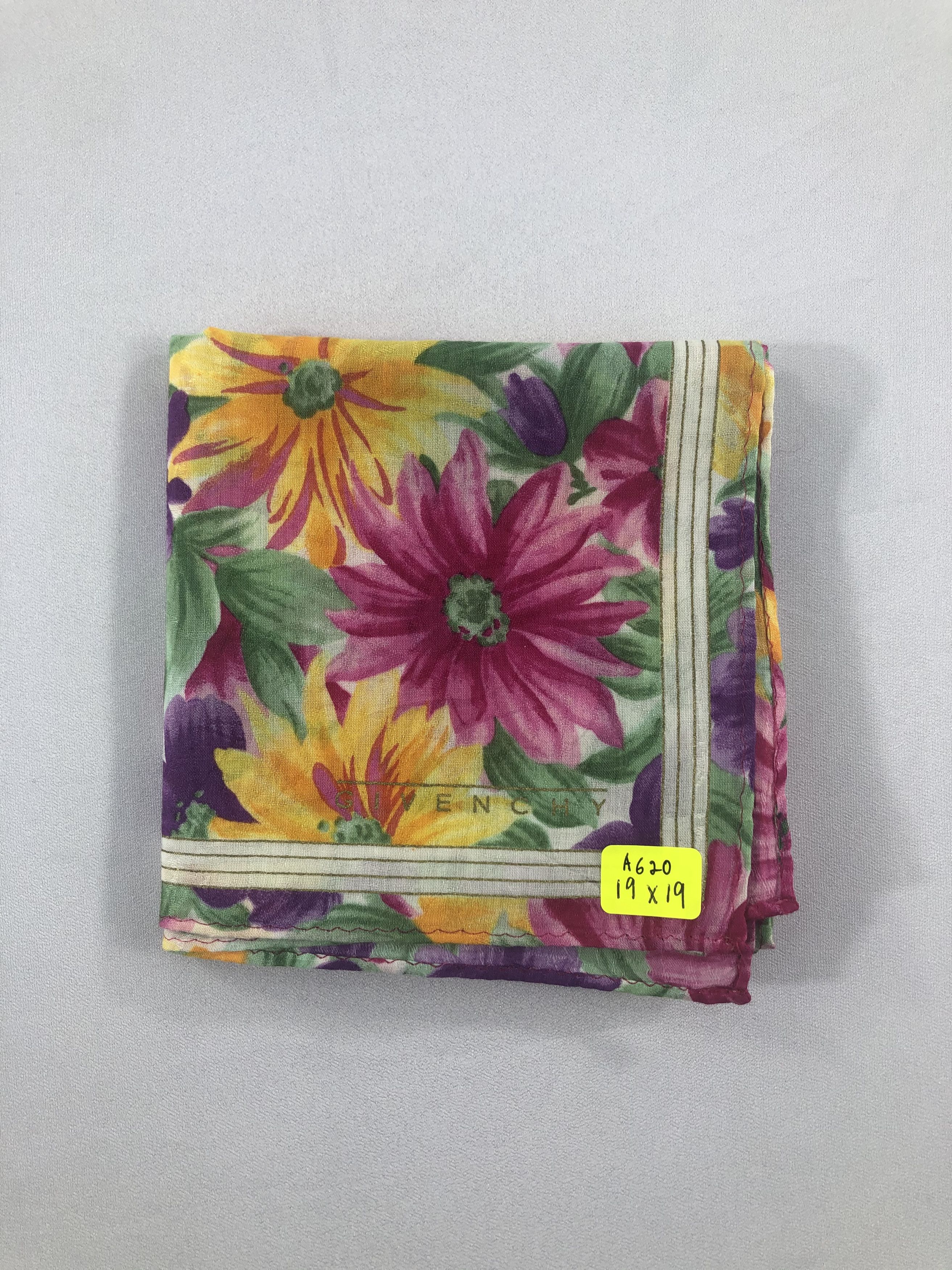 Vintage Givenchy Handkerchief / Bandana / Neckerchief Size ONE SIZE - 6 Thumbnail