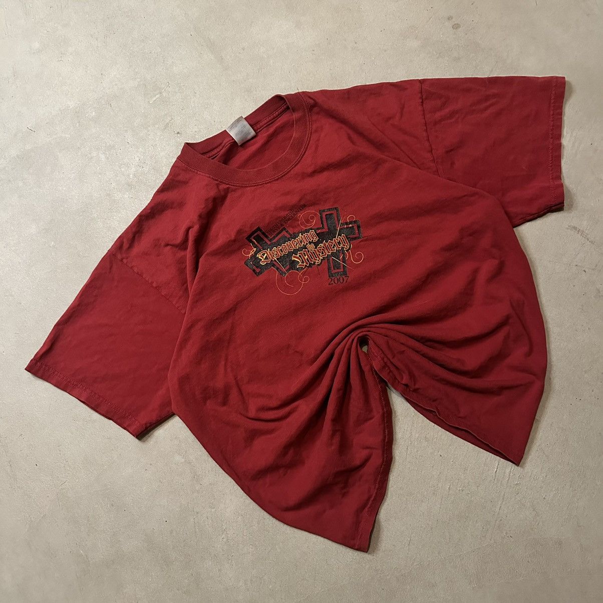 Gildan Vintage 2007 Discovering the Mystery Graphic Shirt Size XL Size US XL / EU 56 / 4 - 1 Thumbnail