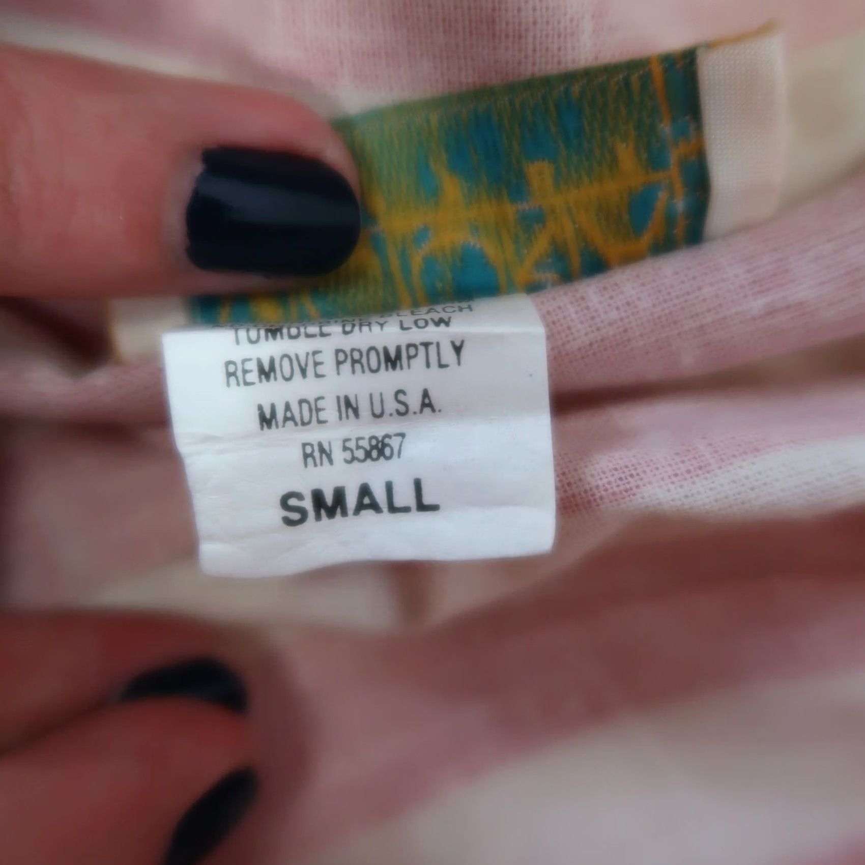 Vintage VINTAGE Victoria Harbor Red and White Striped Bermuda Shorts S Womens High Rise Cotton 7 In Inseam 80s Size 28" / US 6 / IT 42 - 5 Thumbnail