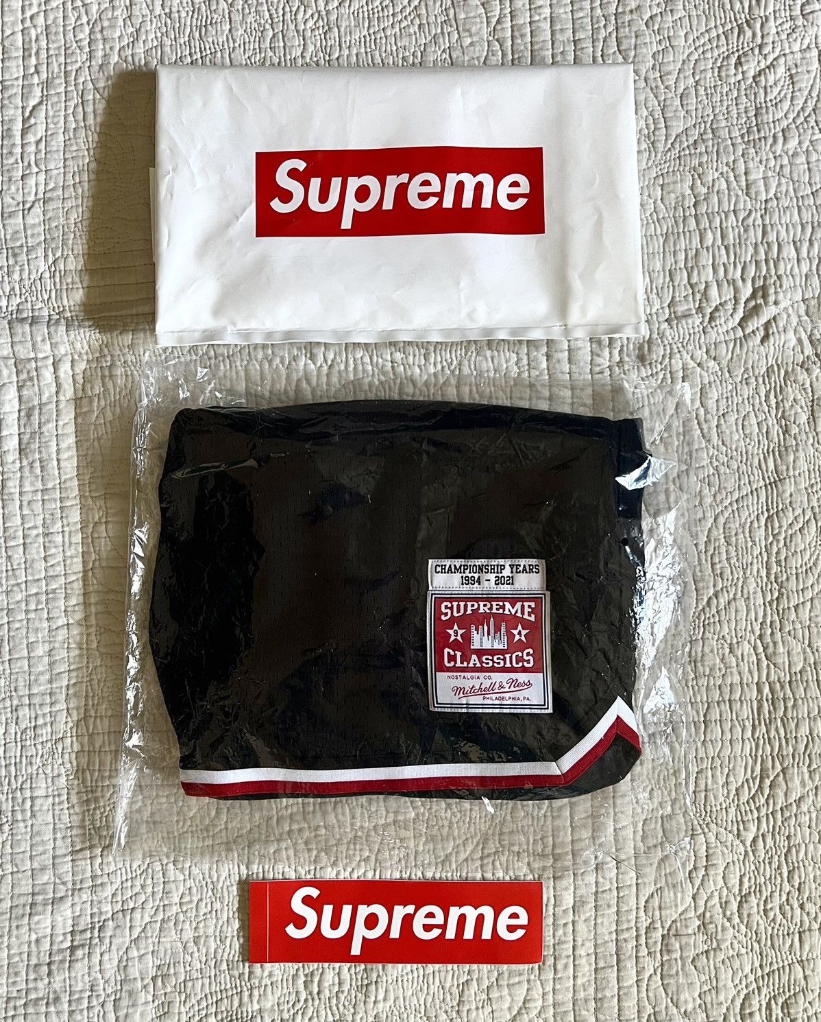 Mitchell & Ness × Supreme Supreme X Mitchell & Ness Black Mesh Basketball Shorts Sz M Size US 32 / EU 48 - 1 Thumbnail