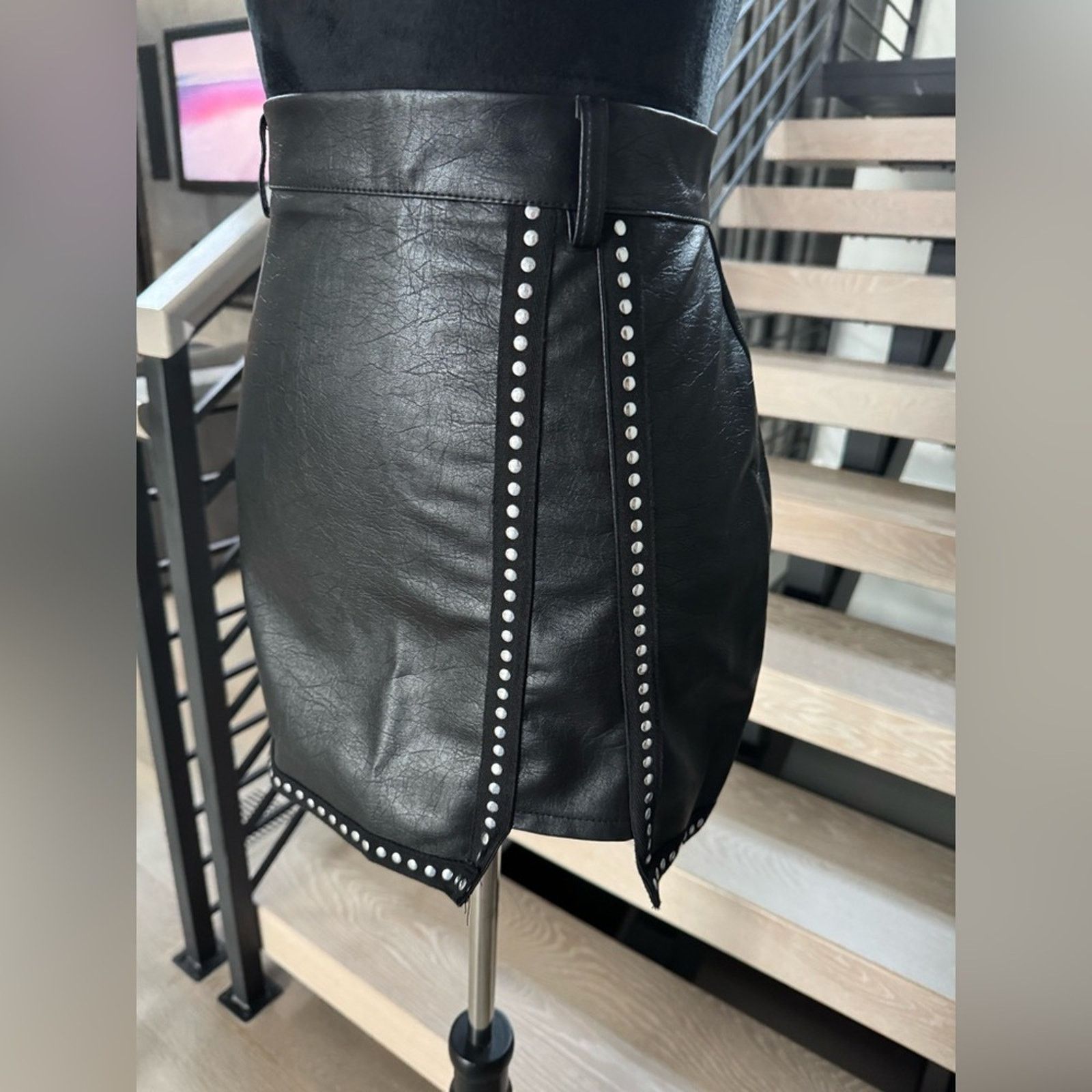 Other New Faux Leather Black Studded Skirt size XS Size 23" - 9 Thumbnail