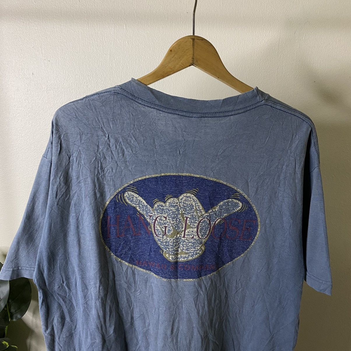 Vintage Vintage 2000s Hawaii Hang Loose Surf Style Tee Size US L / EU 52-54 / 3 - 2 Thumbnail