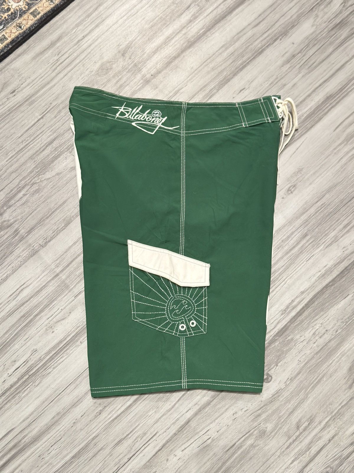 Billabong Rare vintage Billabong Andy Irons Rising Sun Y2K Boardshorts Size US 33 - 4 Thumbnail