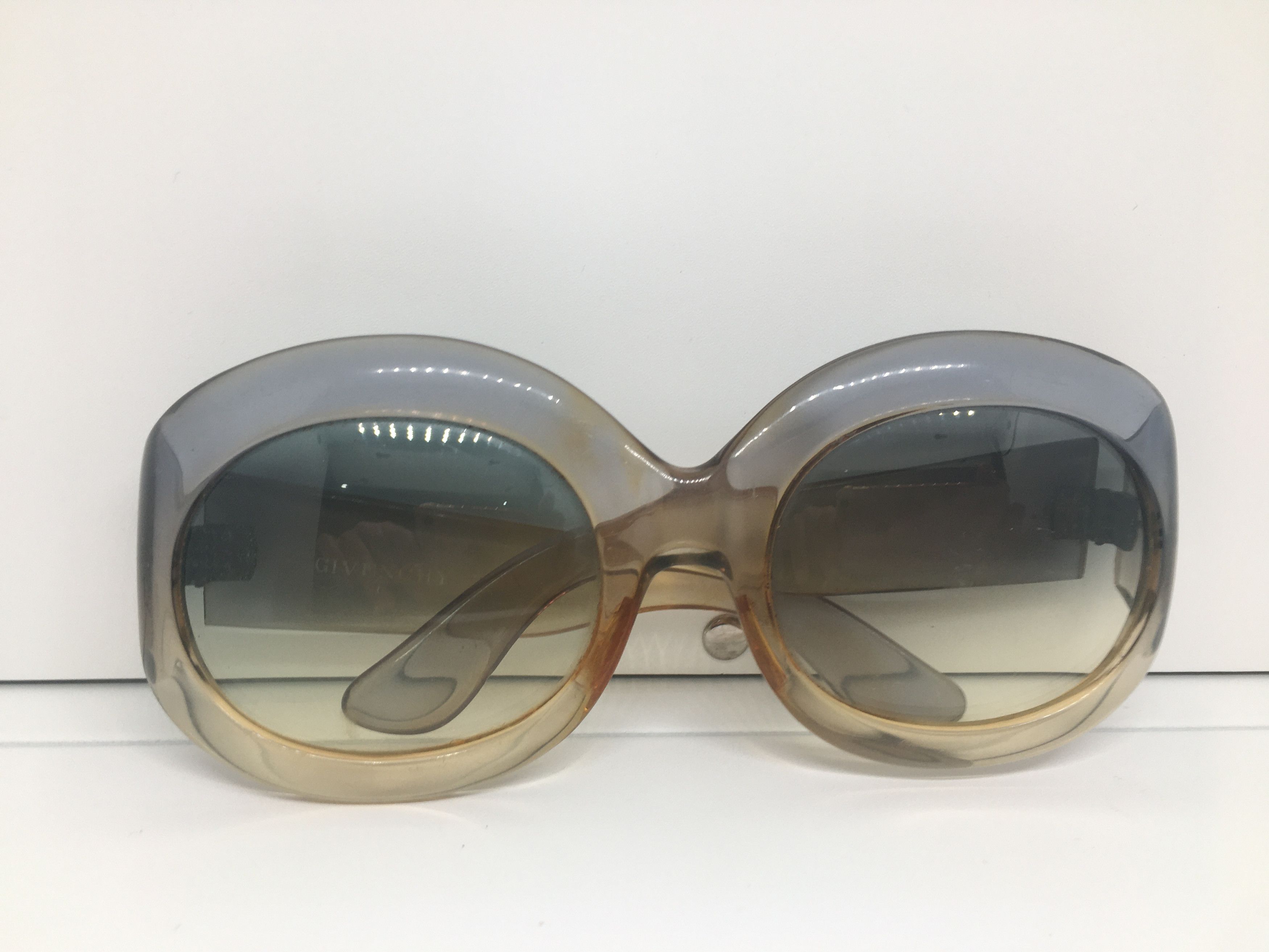 Givenchy GIVENCHY PARIS 'JASMIN' HAUTE COUTURE LUNETTES DE SOLEIL Size ONE SIZE - 8 Thumbnail