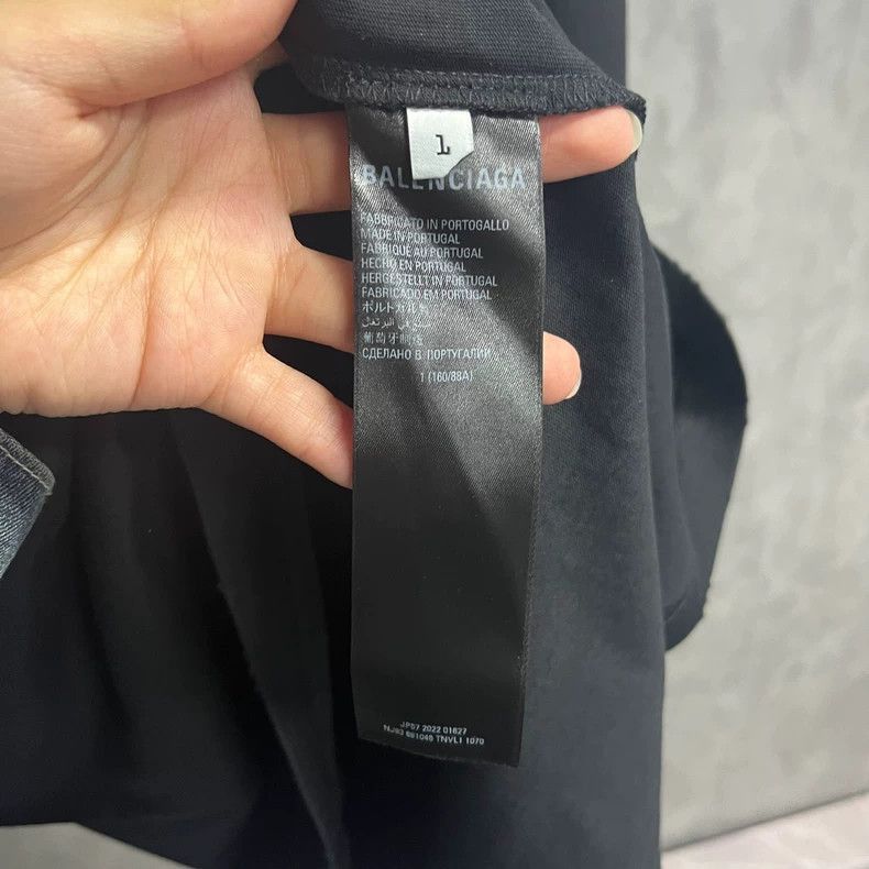 Balenciaga Balenciaga latest black logo printed round neck long sleeve Size US S / EU 44-46 / 1 - 4 Thumbnail