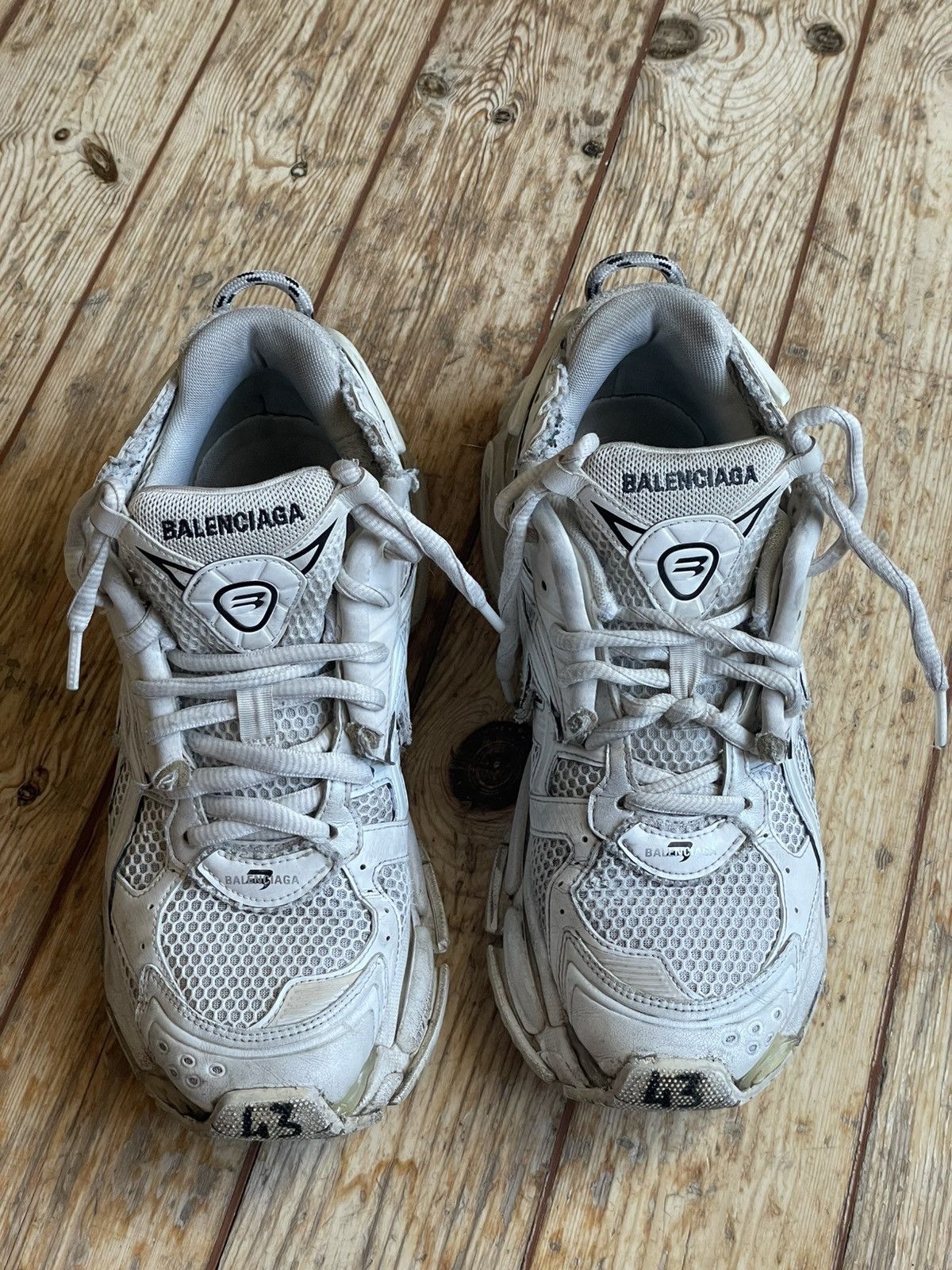 Balenciaga Balenciaga runner white Size US 9.5 / EU 42-43 - 2 Thumbnail
