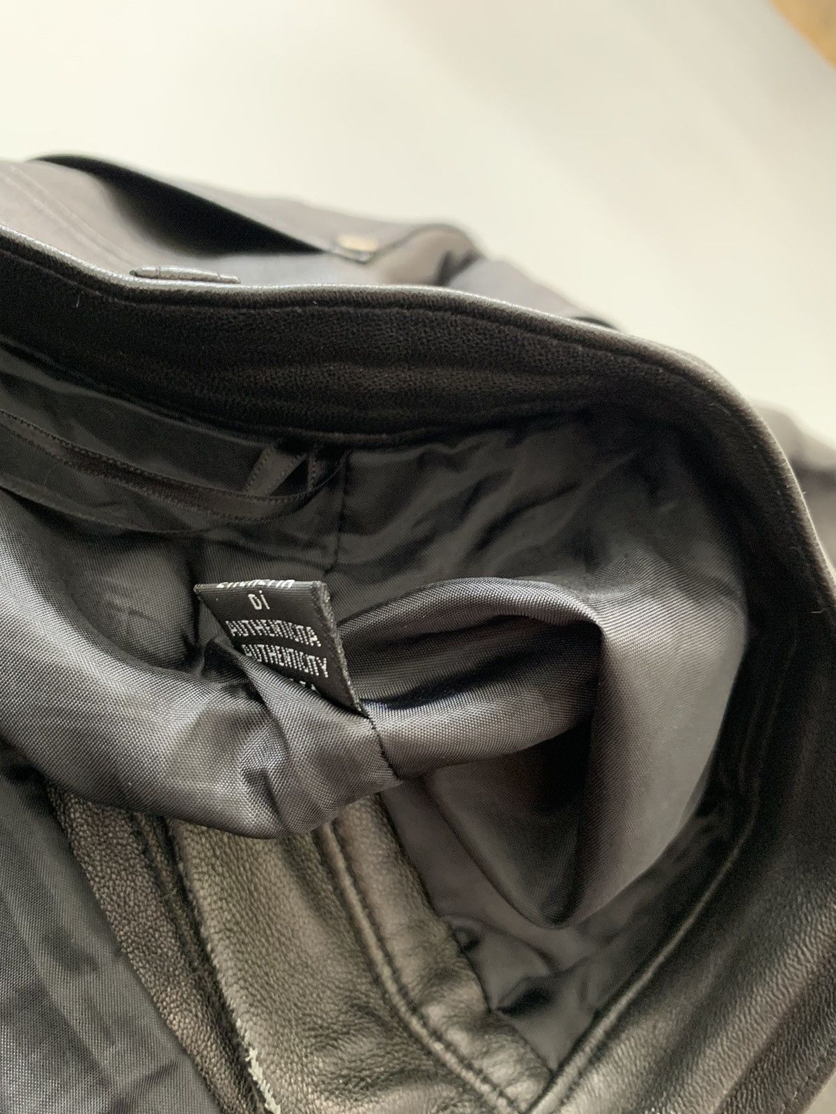 Versace Vintage Versace Leather Pants Y2K streetwear Size 27" / US 4 / IT 40 - 4 Thumbnail