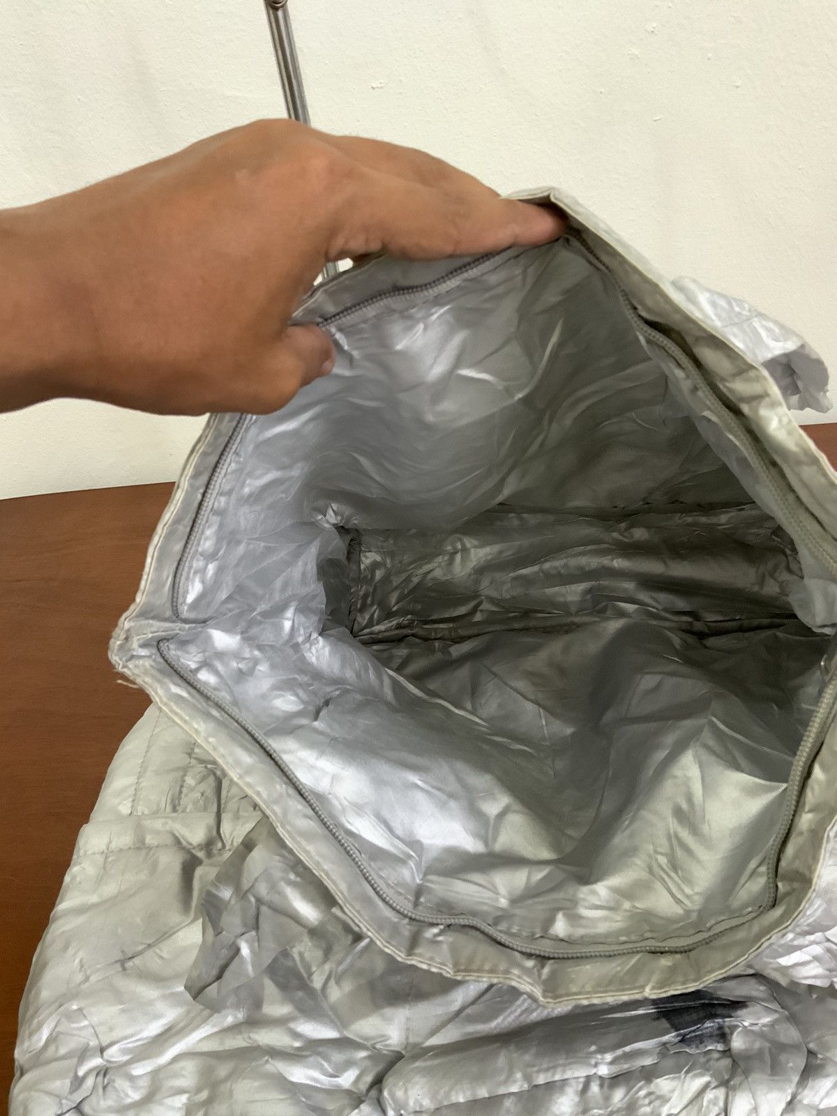 Issey Miyake Plantation by Issey Miyake Puffer Tote Bag Buy 1 free 1 Size ONE SIZE - 9 Thumbnail