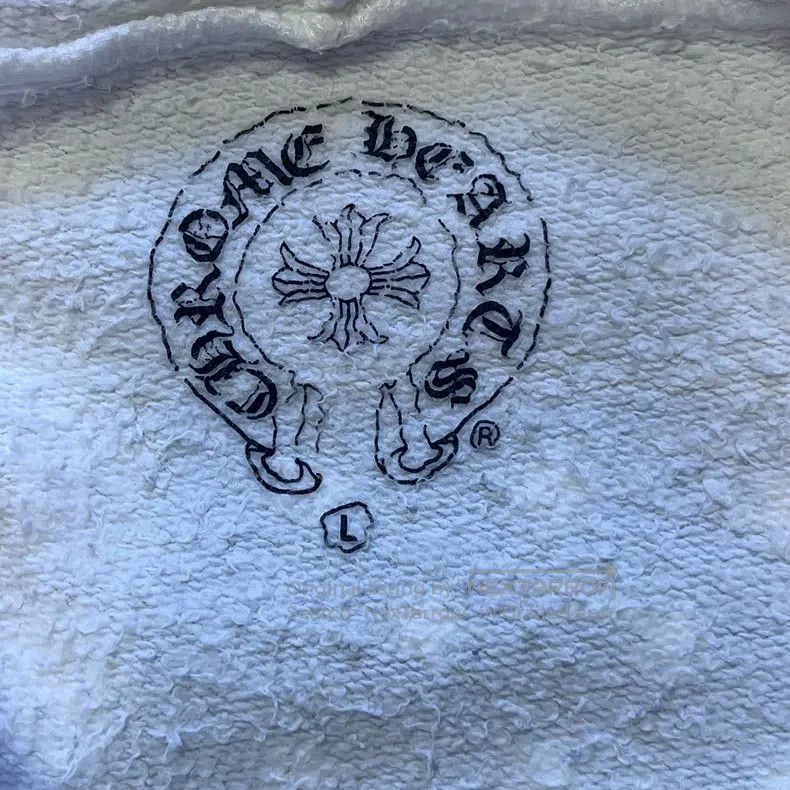 Chrome Hearts CHROME HEARTS Size L White scroll broken usa flag printed s Size US L / EU 52-54 / 3 - 3 Thumbnail