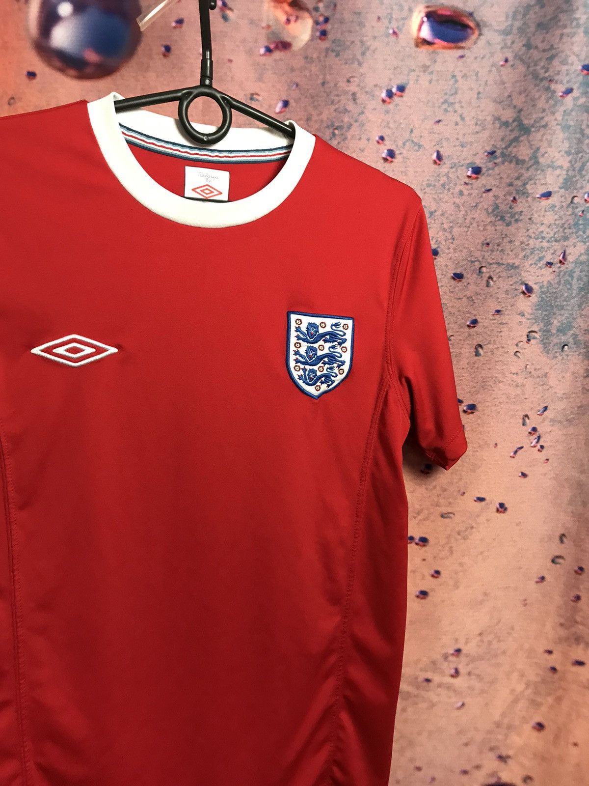 Vintage Vintage Umbro England soccer jersey Size US S / EU 44-46 / 1 - 2 Thumbnail