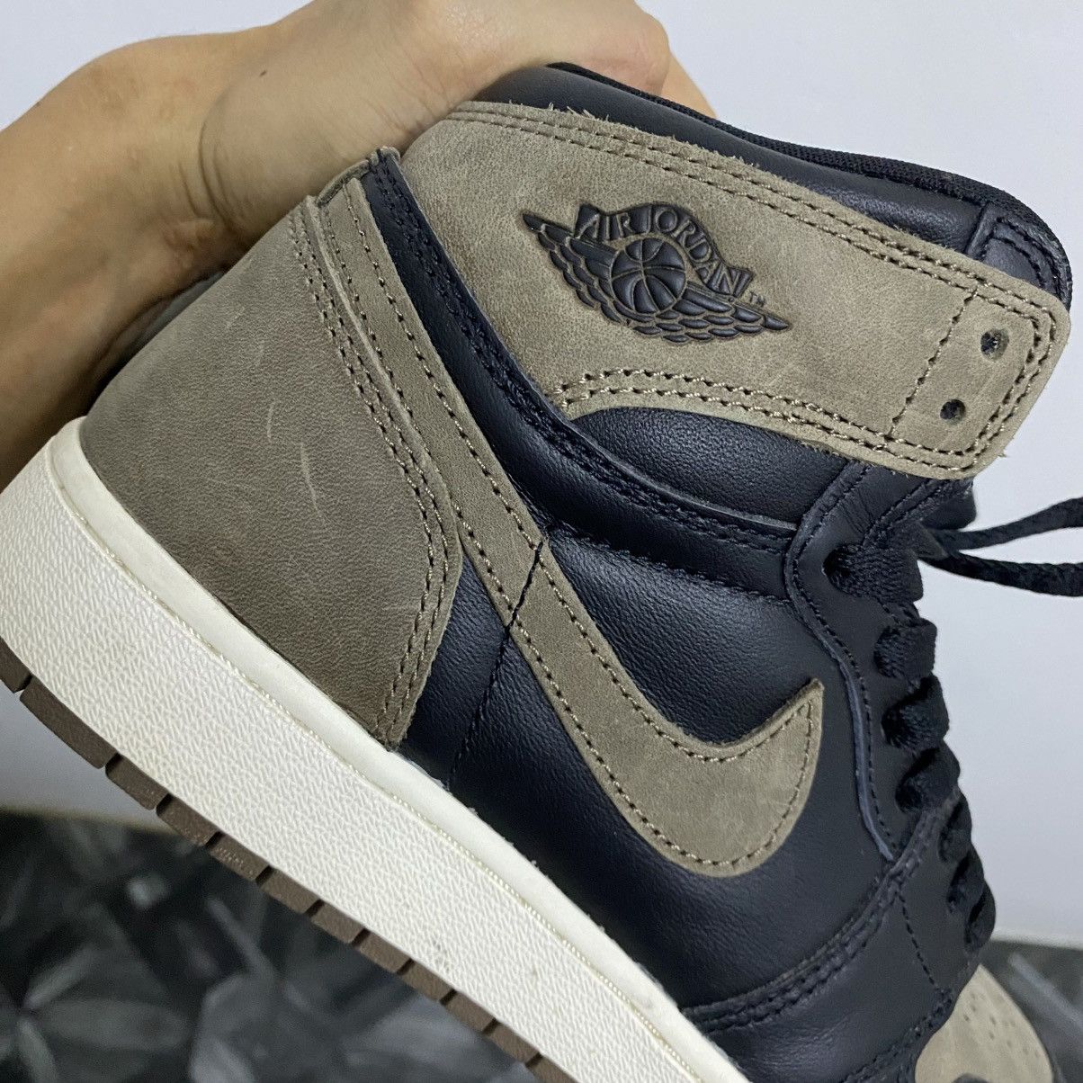 Jordan Brand Nike Air Jordan 1 Retro High OG Palomino Size 4.5 FD1437 020 Size US 7 / IT 37 - 10 Thumbnail