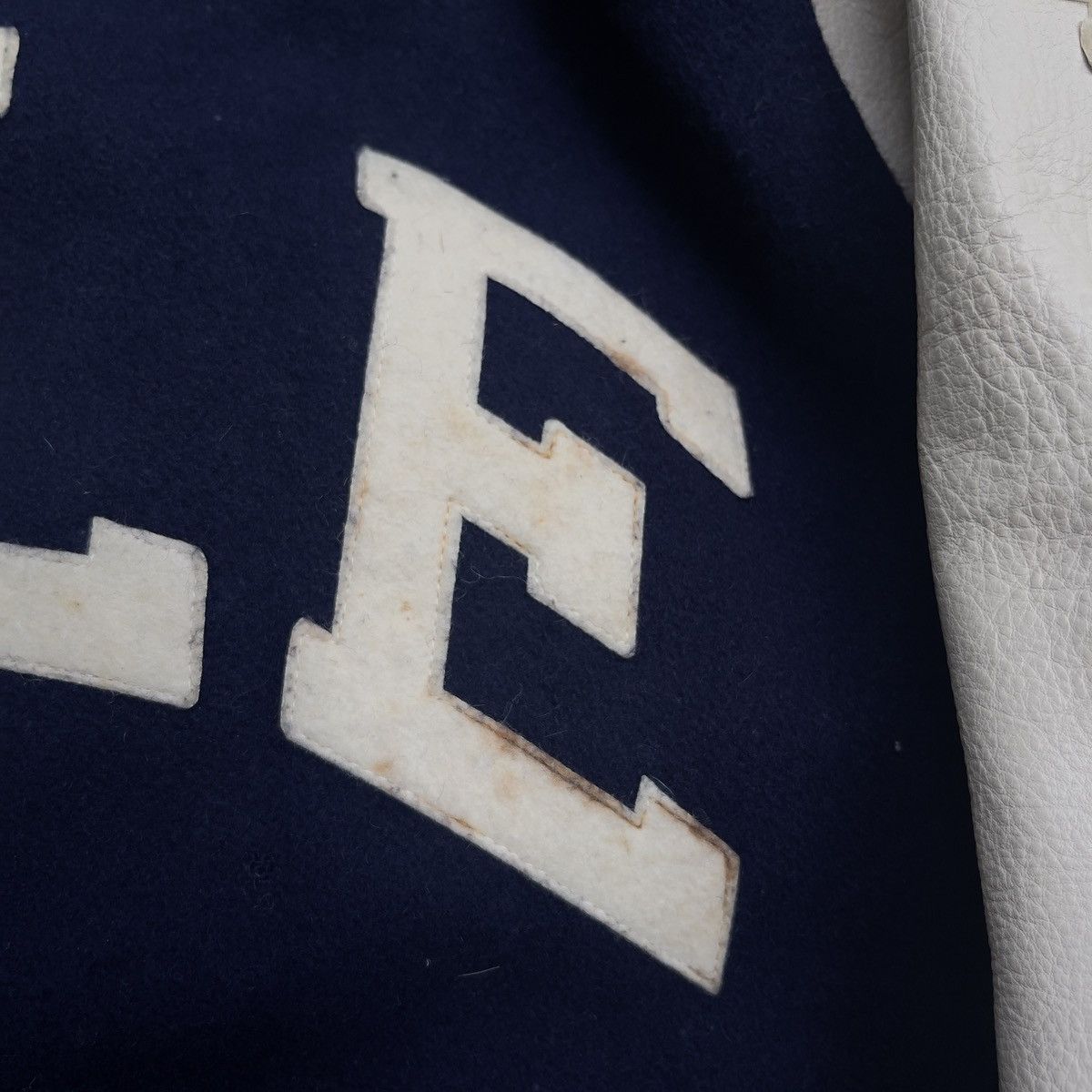 Vintage Vintage STALL & DEAN YALE Leather Letterman Varsity Jacket Size US XL / EU 56 / 4 - 4 Thumbnail