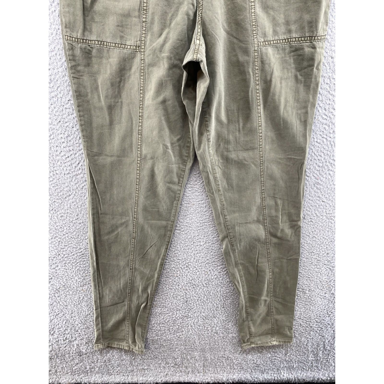 Old Navy Old Navy Pants Tall Small Green Cotton Rayon Elastic Waist Chino Casual Women's Tapered 2PILnA Size 28" / US 6 / IT 42 - 3 Thumbnail