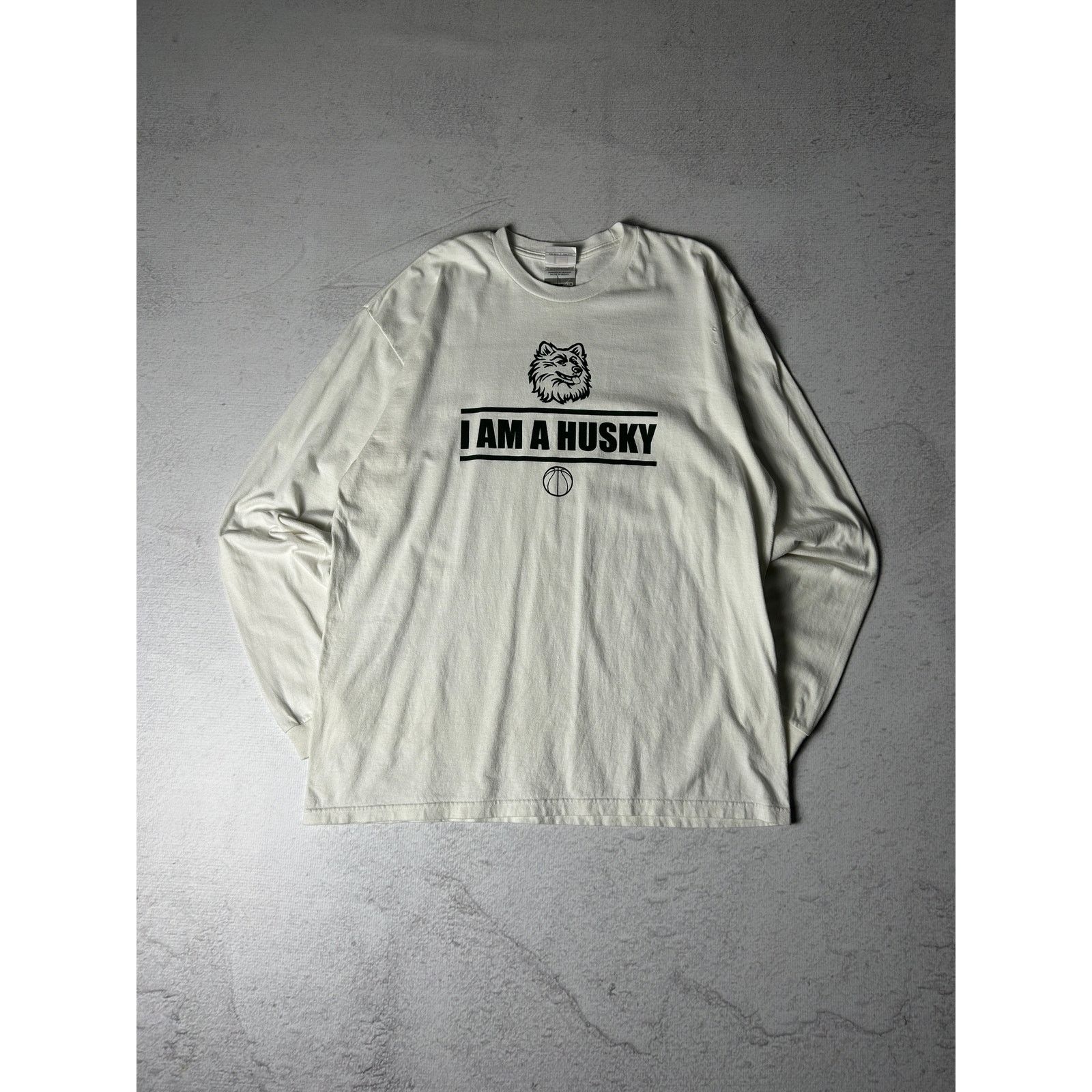 Nike Vintage Nike Huskies Basketball Long-Sleeve Shirt - Men's XL Size US XL / EU 56 / 4 - 1 Thumbnail