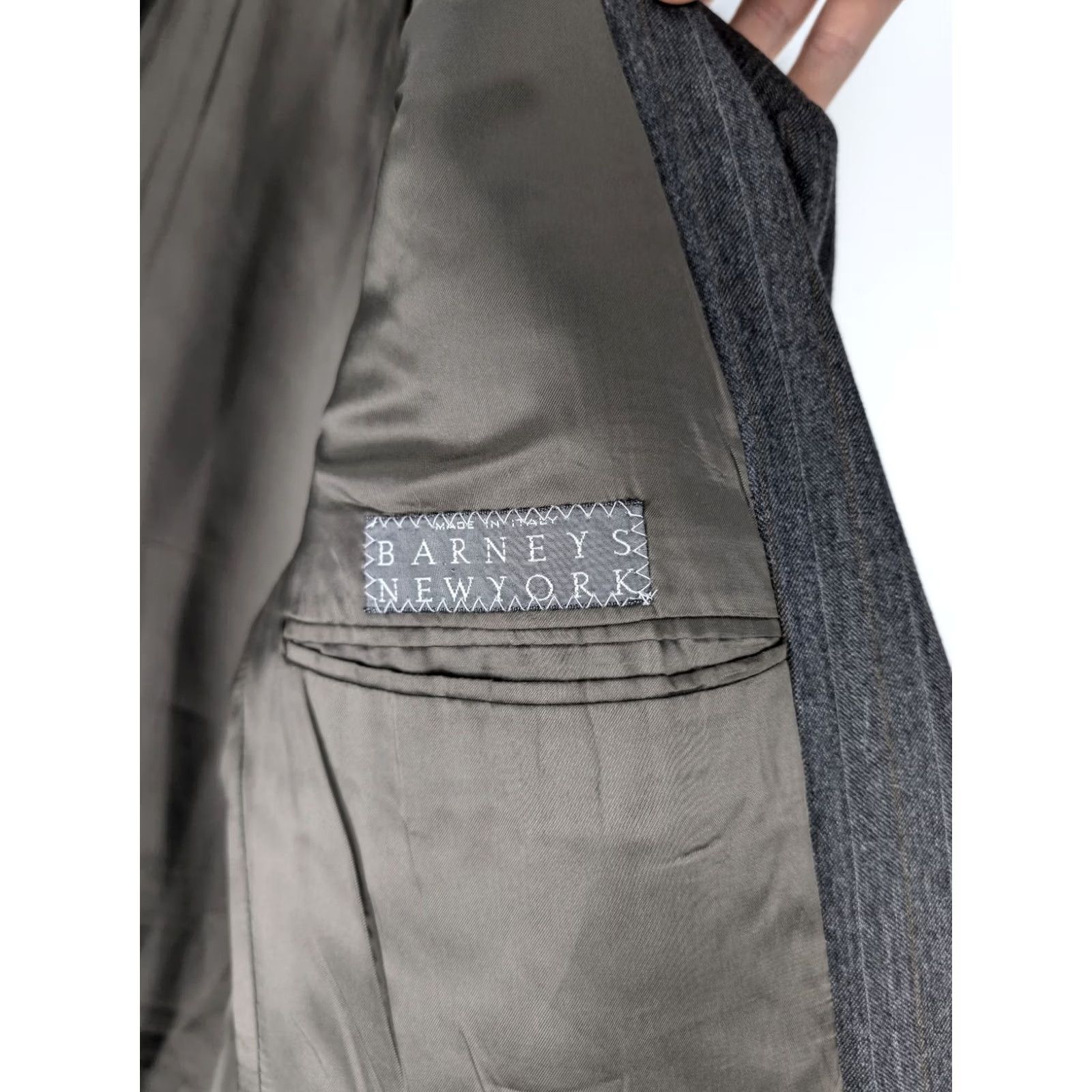 Valentino VINTAGE Valentino Blazer Gray Brown Pinstripe Wool 40" Men Sport Coat Barneys New York Italy Size 40R - 6 Thumbnail