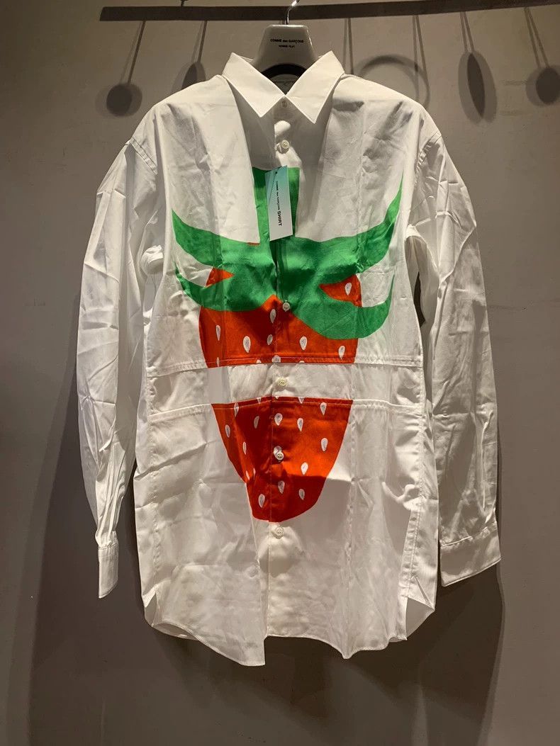 Comme des Garcons Comme des Garcons SHIRT Large cut strawberry pattern 2505-N Size US L / EU 52-54 / 3 - 1 Thumbnail
