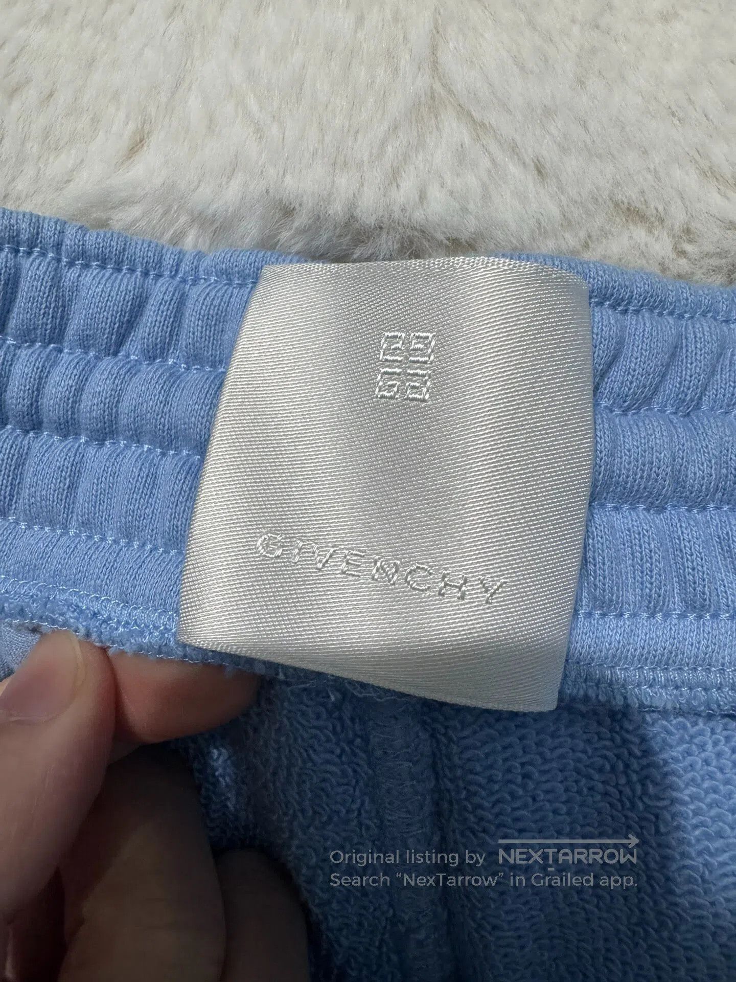 Givenchy Givenchy size S Eagle shorts| Size US 27 - 5 Thumbnail