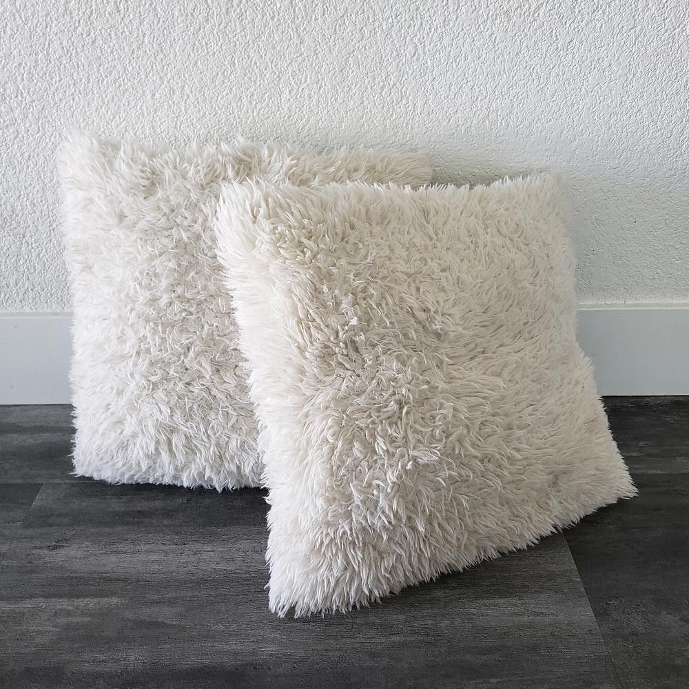 Designer White Faux Fur Detailed Decor Pillow Size ONE SIZE - 1 Thumbnail