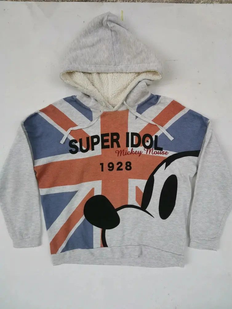 Japanese Brand Rare!!! Disney: Super Idol Mickey Mouse Big Logo Sweatshirts Size US M / EU 48-50 / 2 - 7 Thumbnail