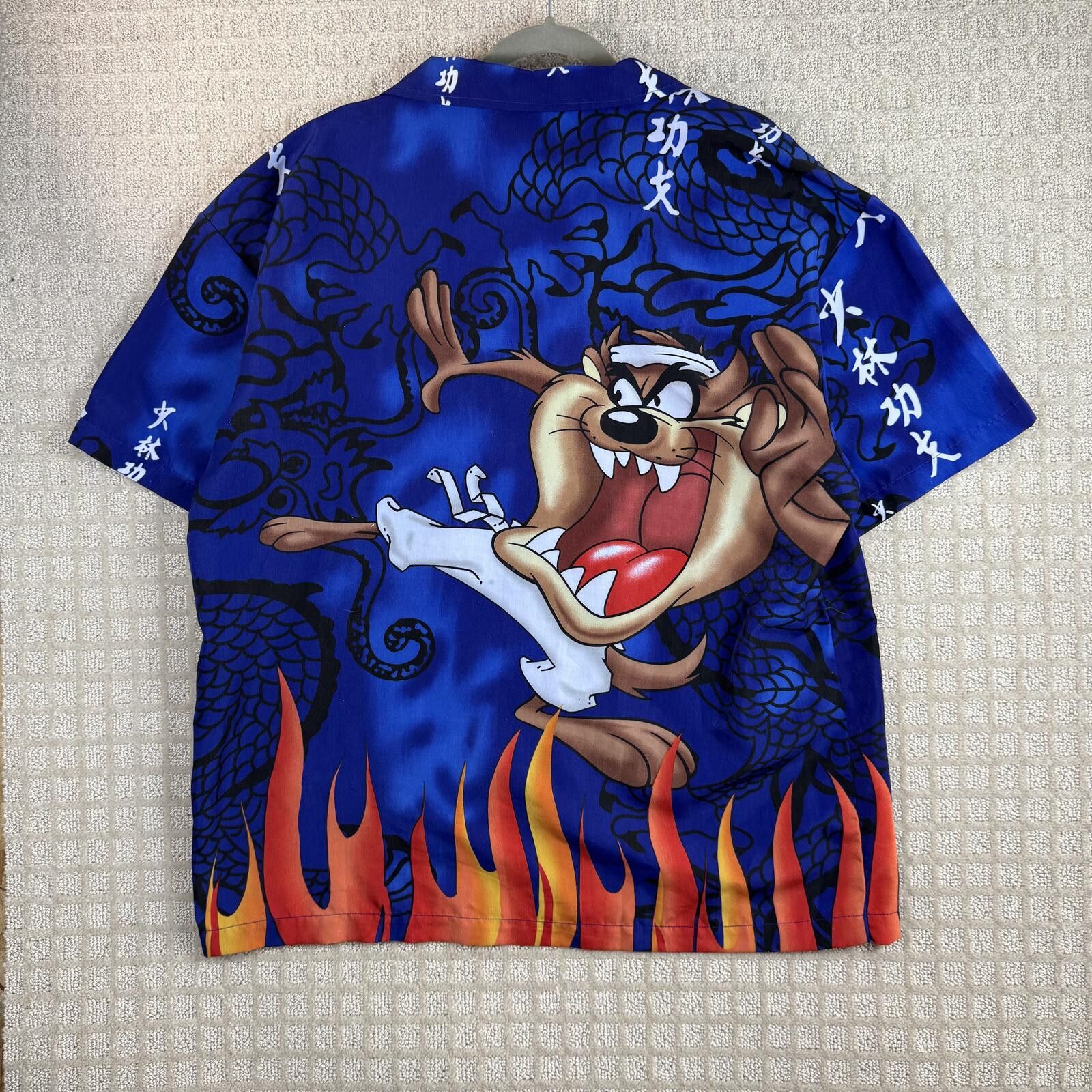 Other vintage looney tunes taz dragon flame button up shirt Size US L / EU 52-54 / 3 - 4 Thumbnail