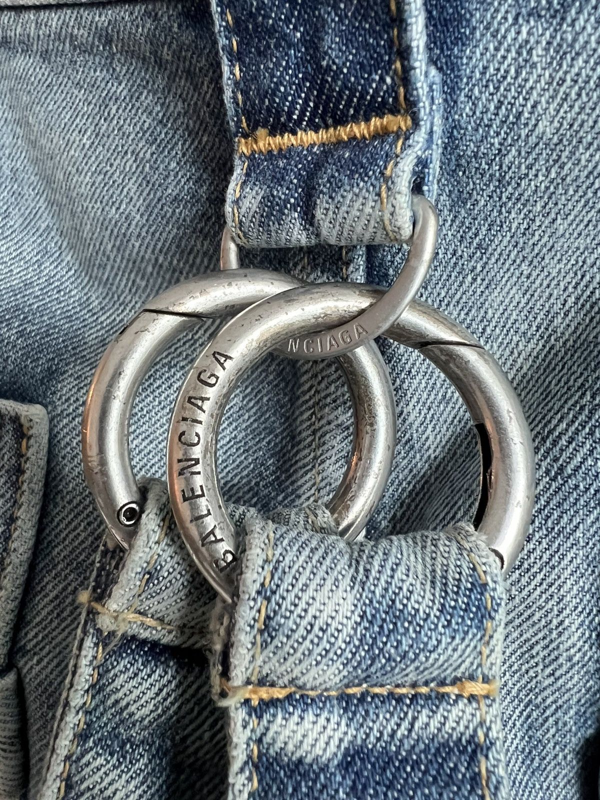 Balenciaga BALENCIAGA SPRING 22 ‘CLONES’ RAVER BAGGY DENIM PANTS Size US 33 - 22 Thumbnail